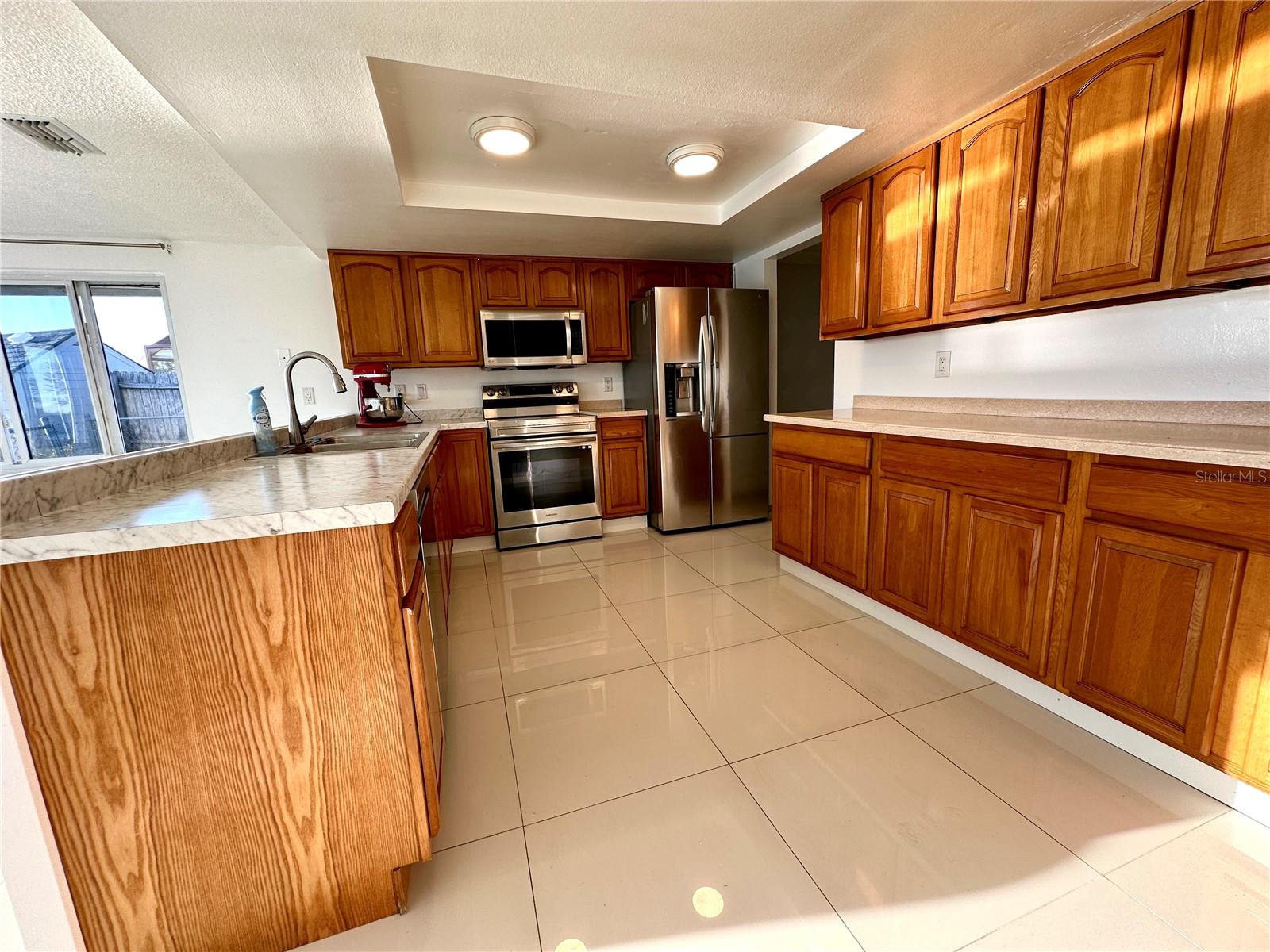 TAHITIAN DEV - Residential