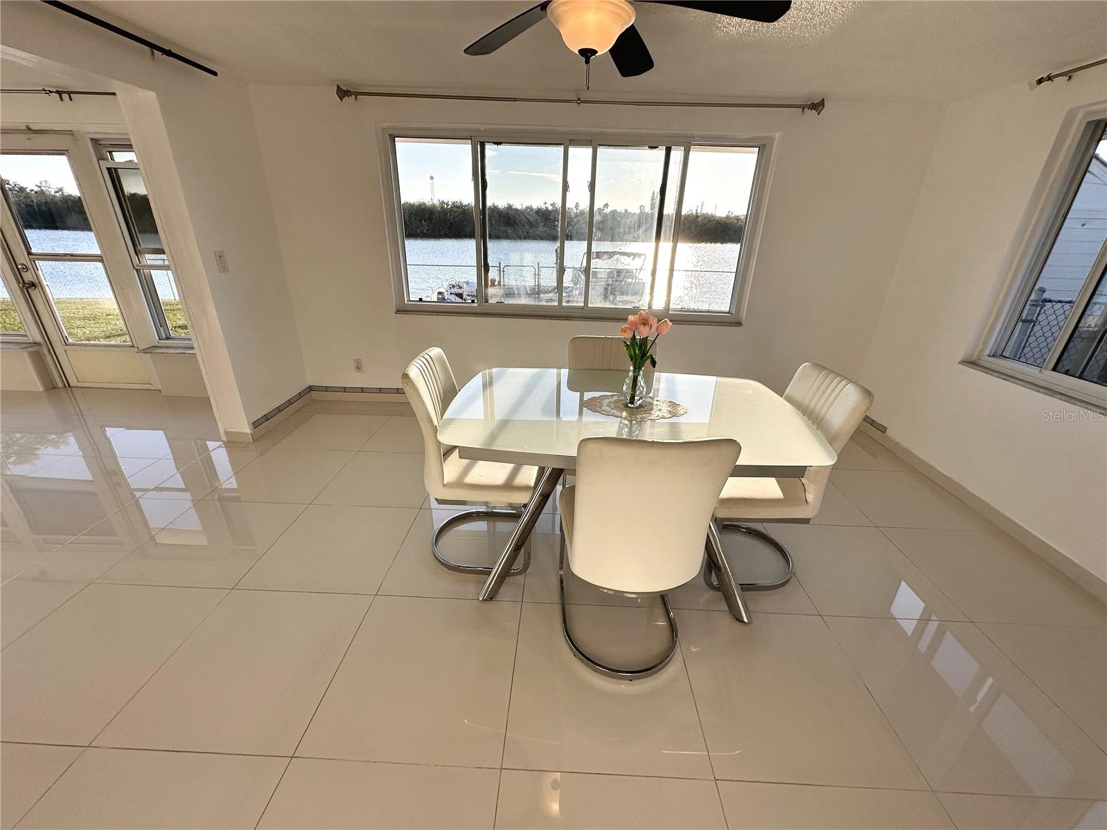 TAHITIAN DEV - Residential