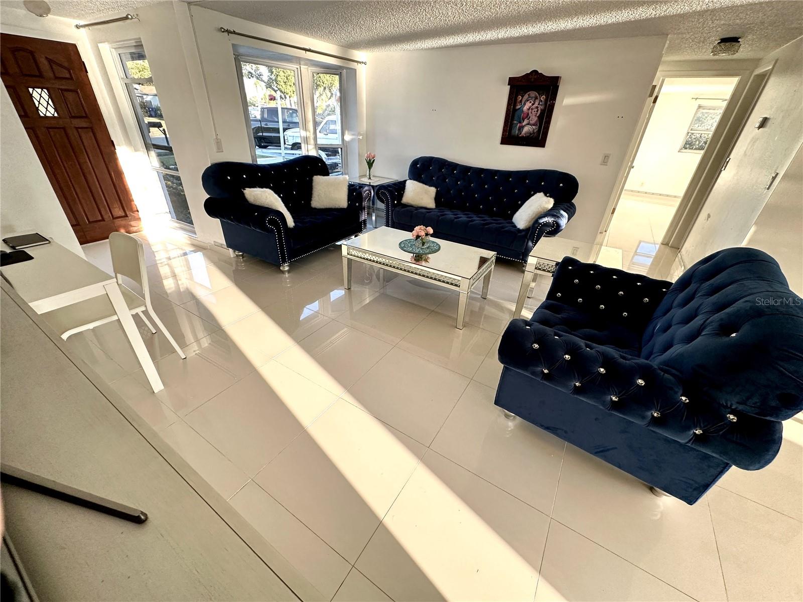 TAHITIAN DEV - Residential