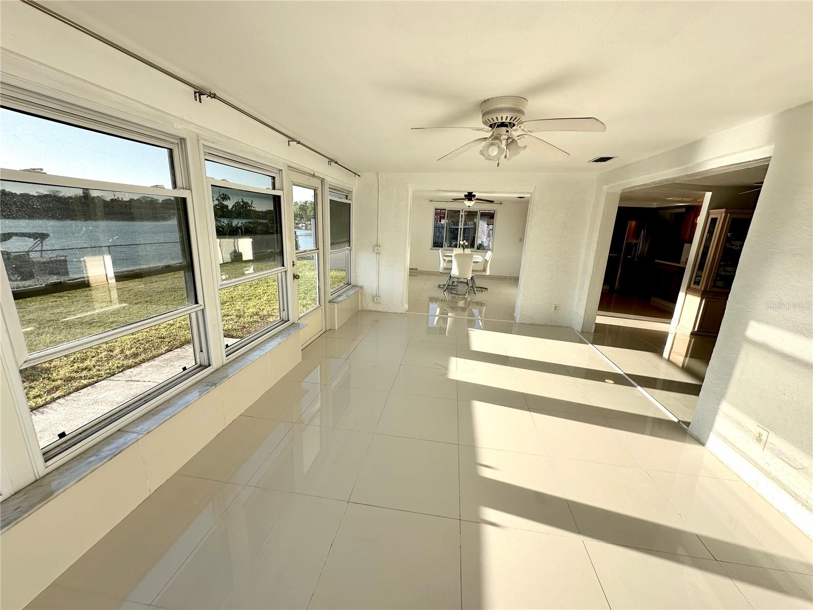 TAHITIAN DEV - Residential