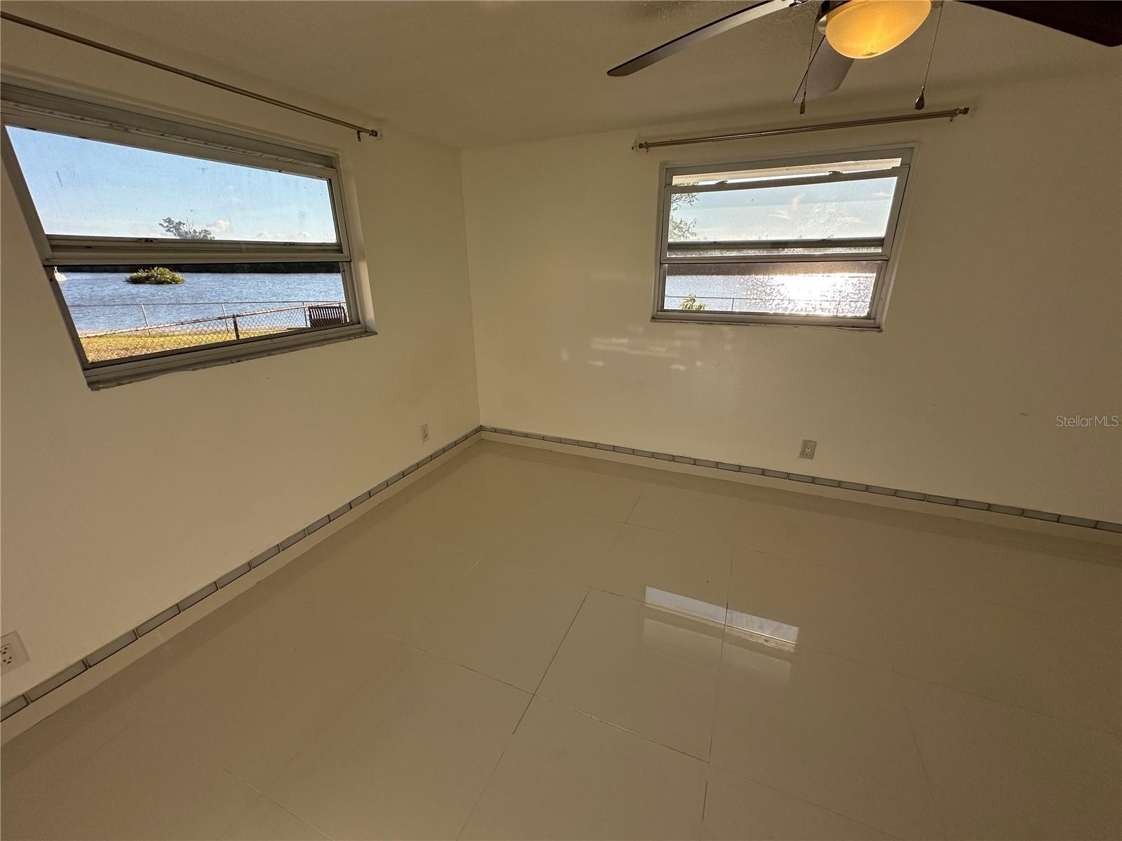 TAHITIAN DEV - Residential