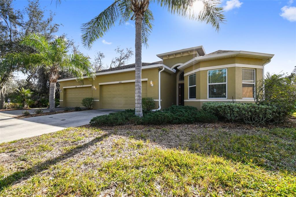 OAKLEY GREEN CONDO - Residential