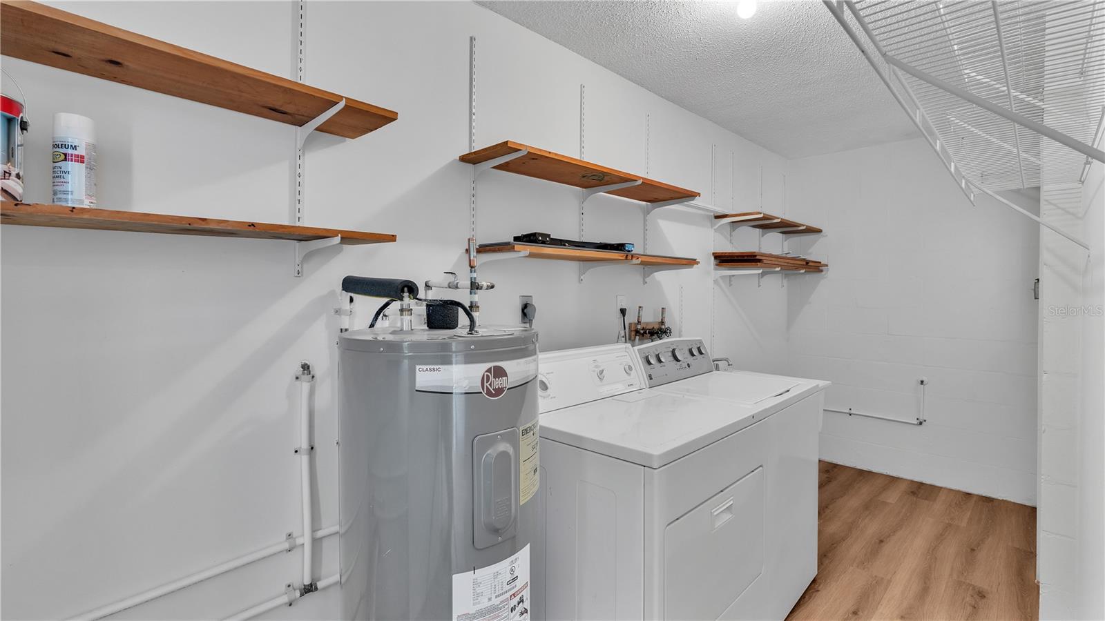 Photo 6 of 31 of 3523 AMITY AVENUE condo