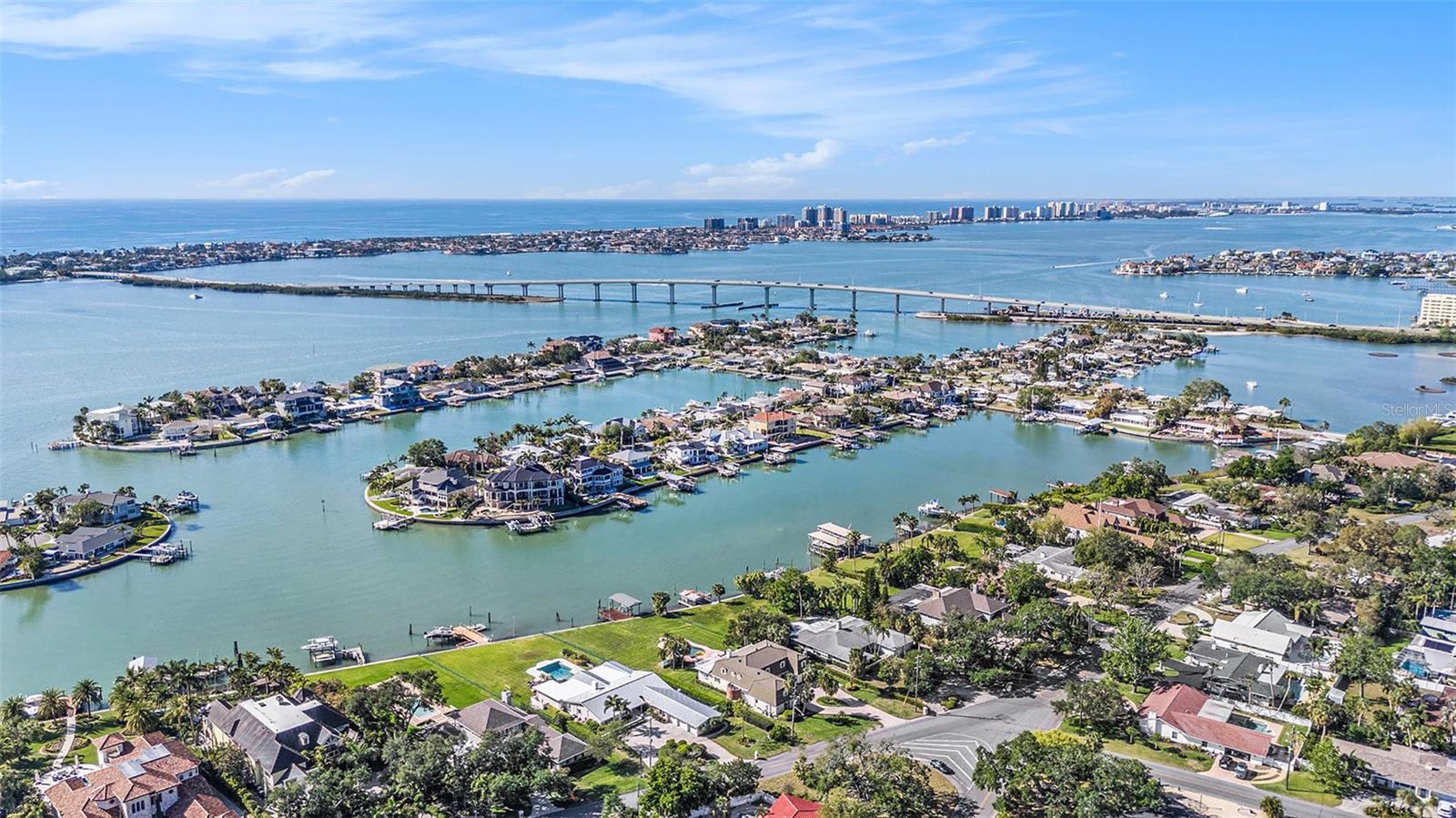 224 HARBOR VIEW LANE