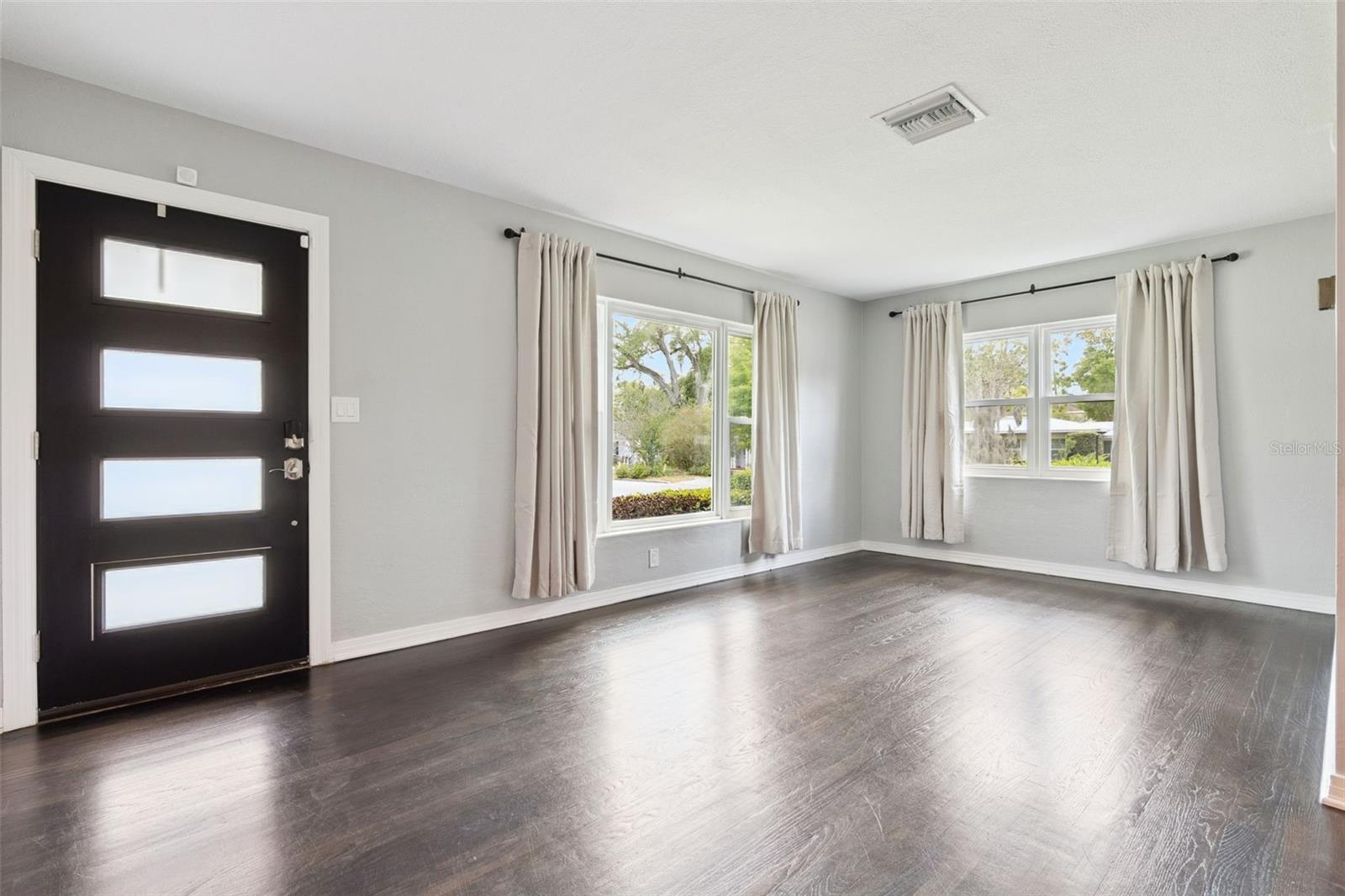 NORTH HAMPTON PARK - Residential