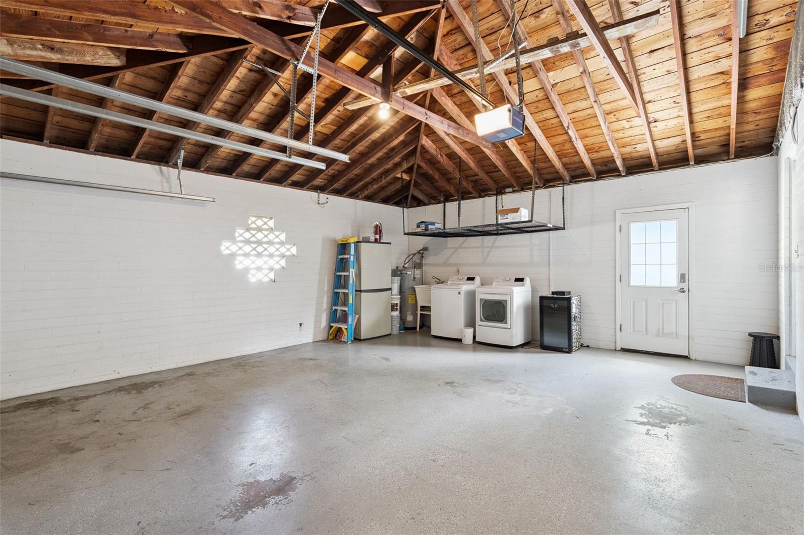 NORTH HAMPTON PARK - Residential