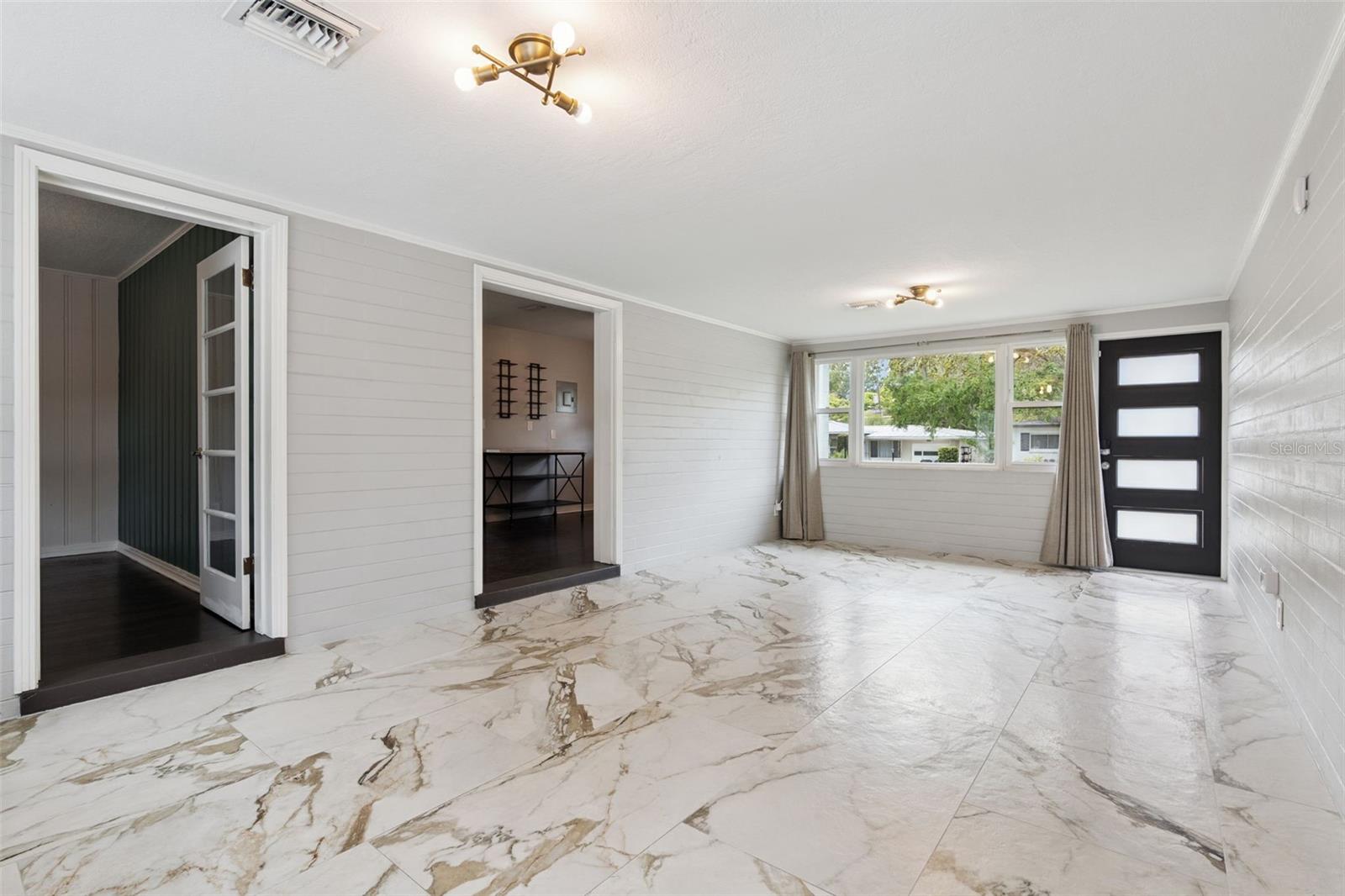 NORTH HAMPTON PARK - Residential