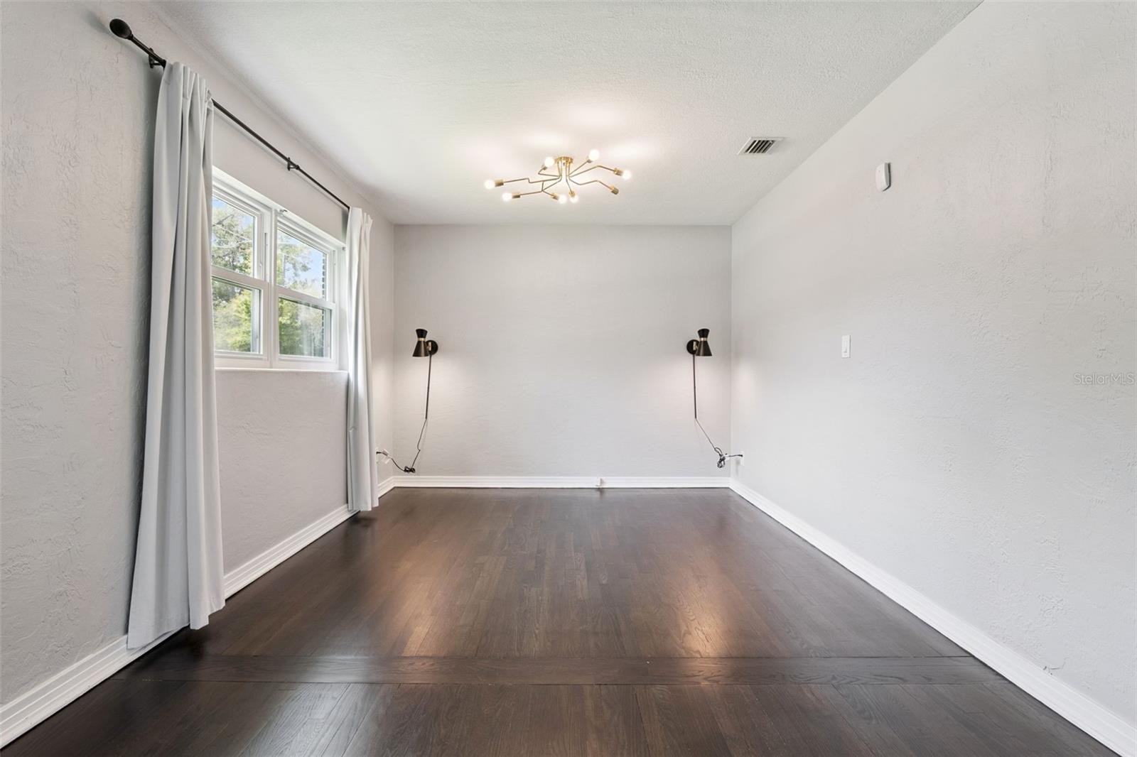 NORTH HAMPTON PARK - Residential