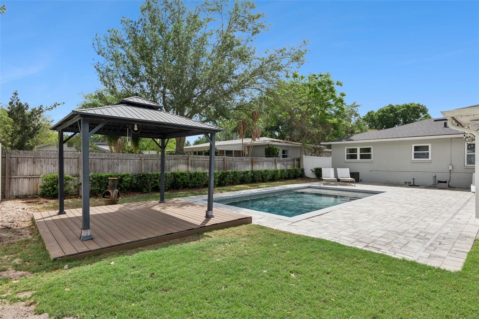 NORTH HAMPTON PARK - Residential