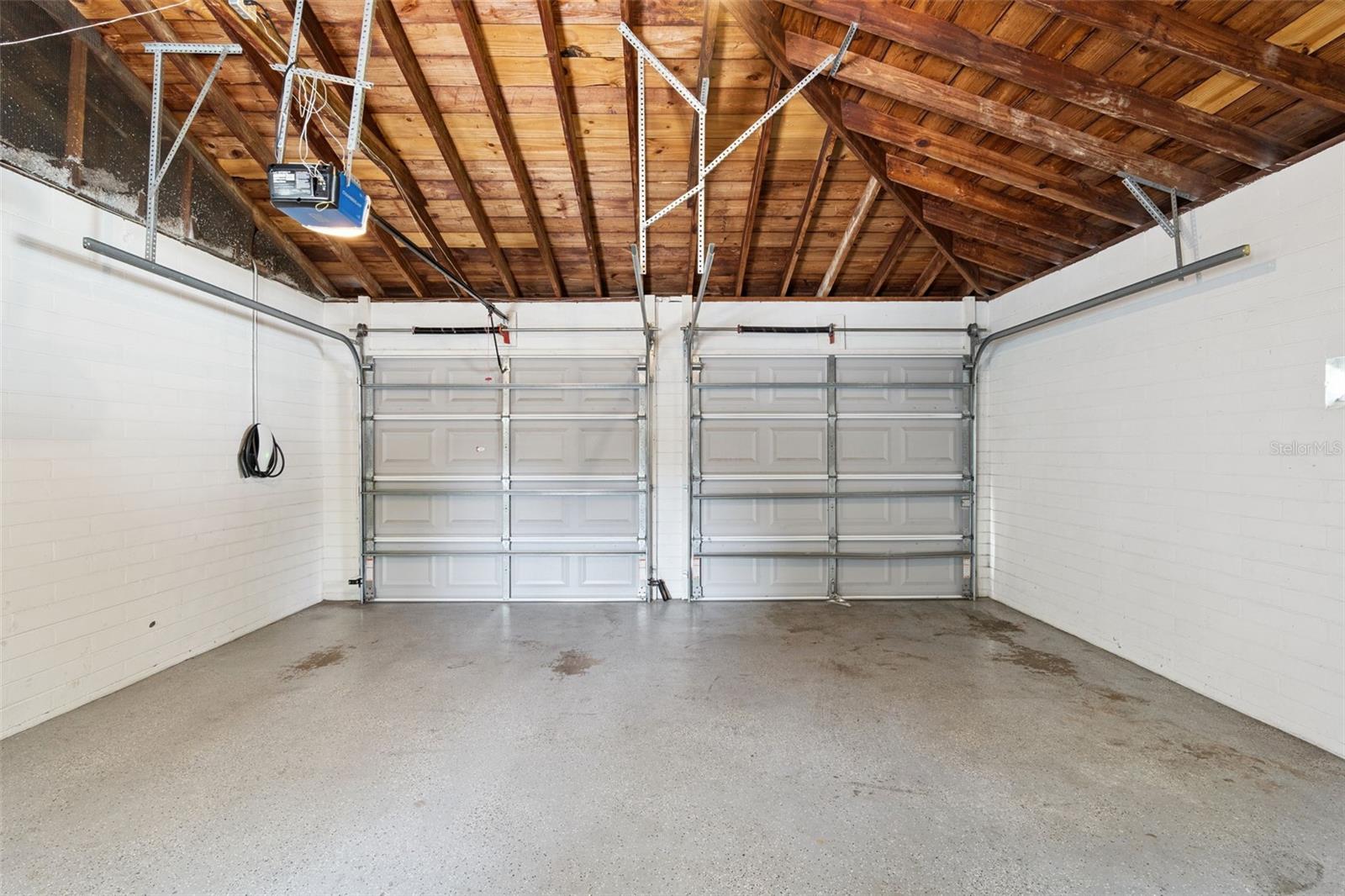 NORTH HAMPTON PARK - Residential