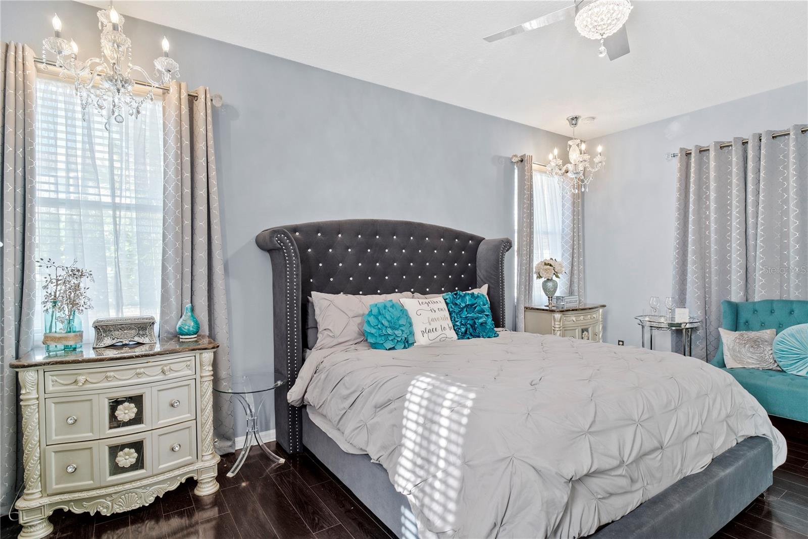 VINEYARDS SUB - Residential