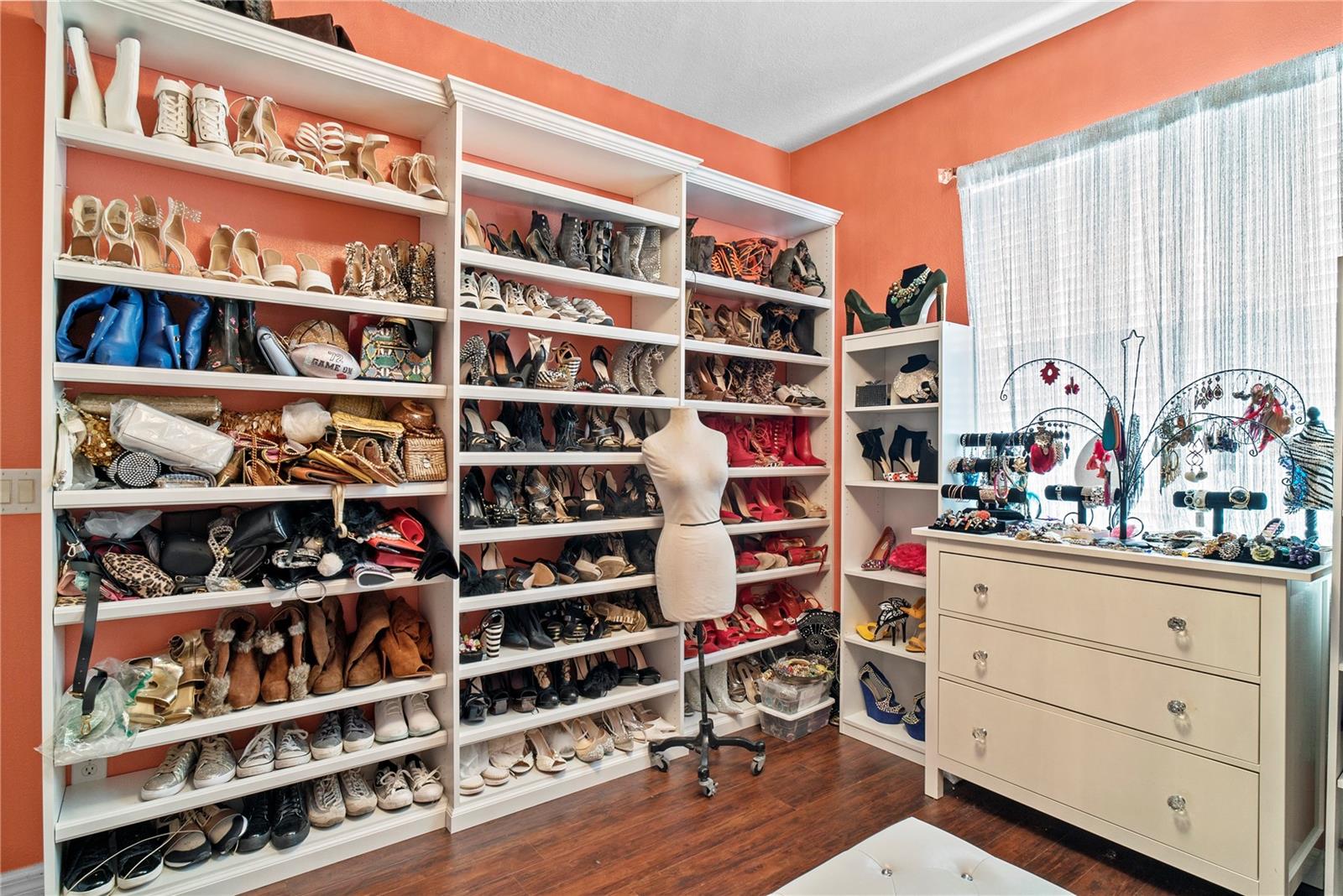 VINEYARDS SUB - Residential