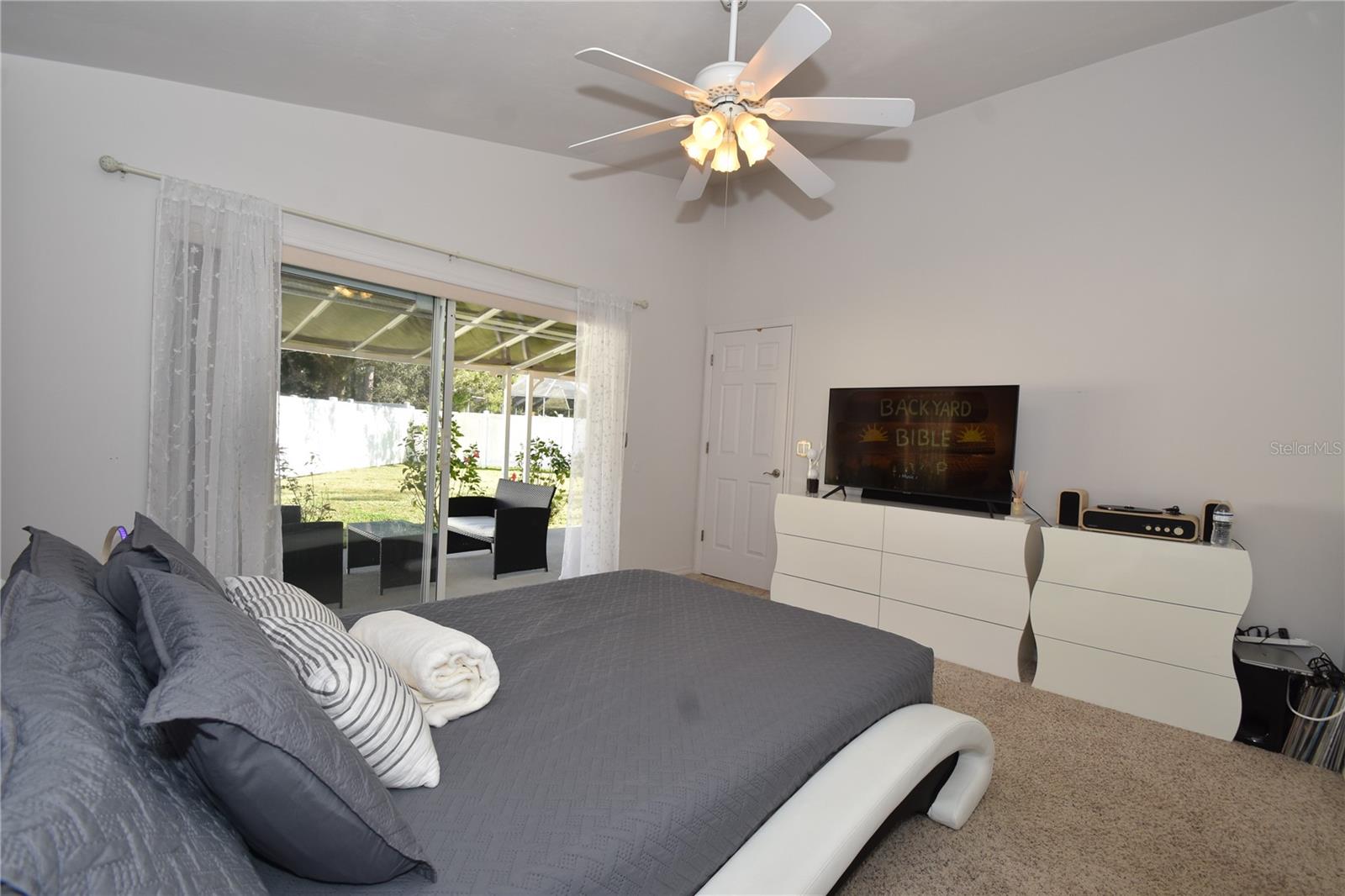 PINE LAKES - Residential