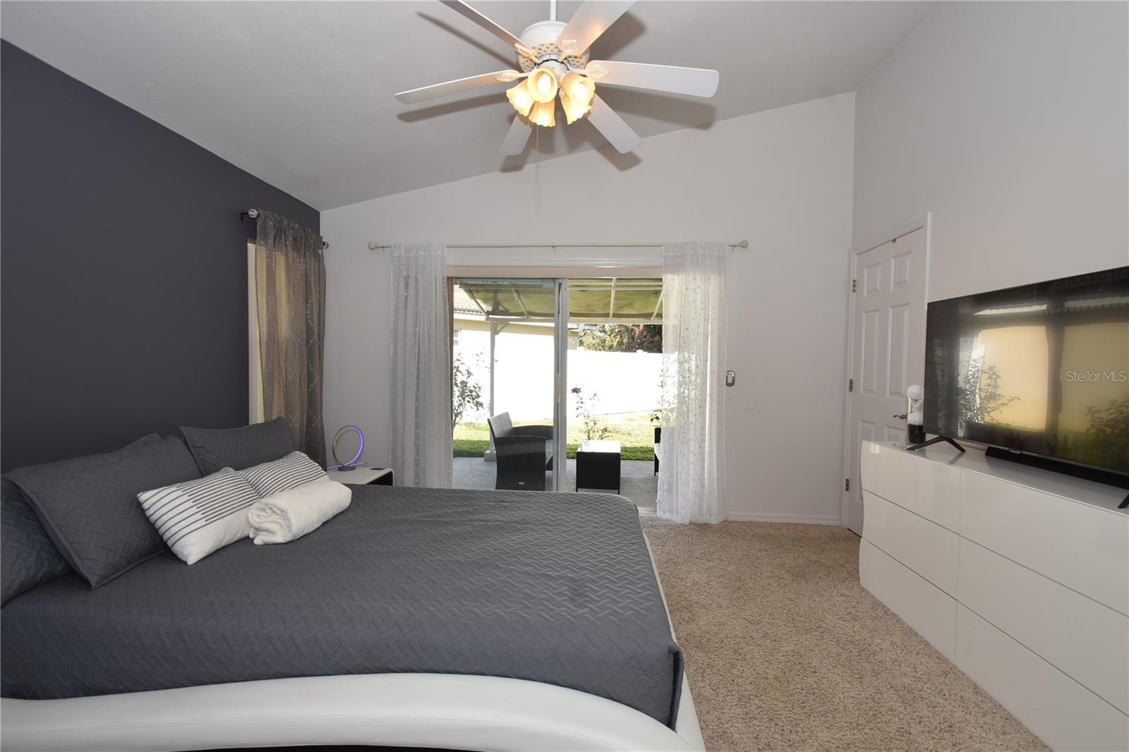 PINE LAKES - Residential