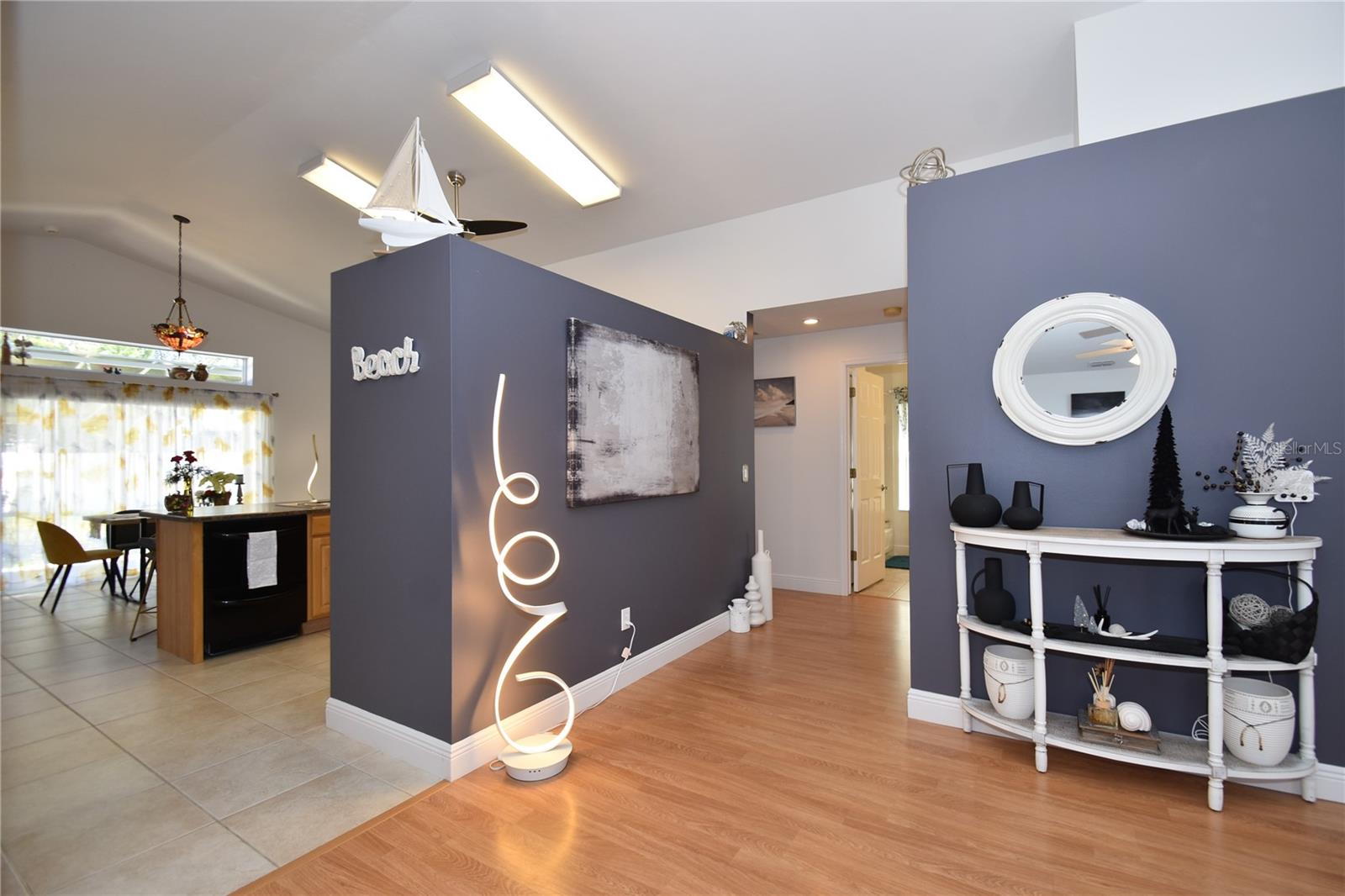 PINE LAKES - Residential