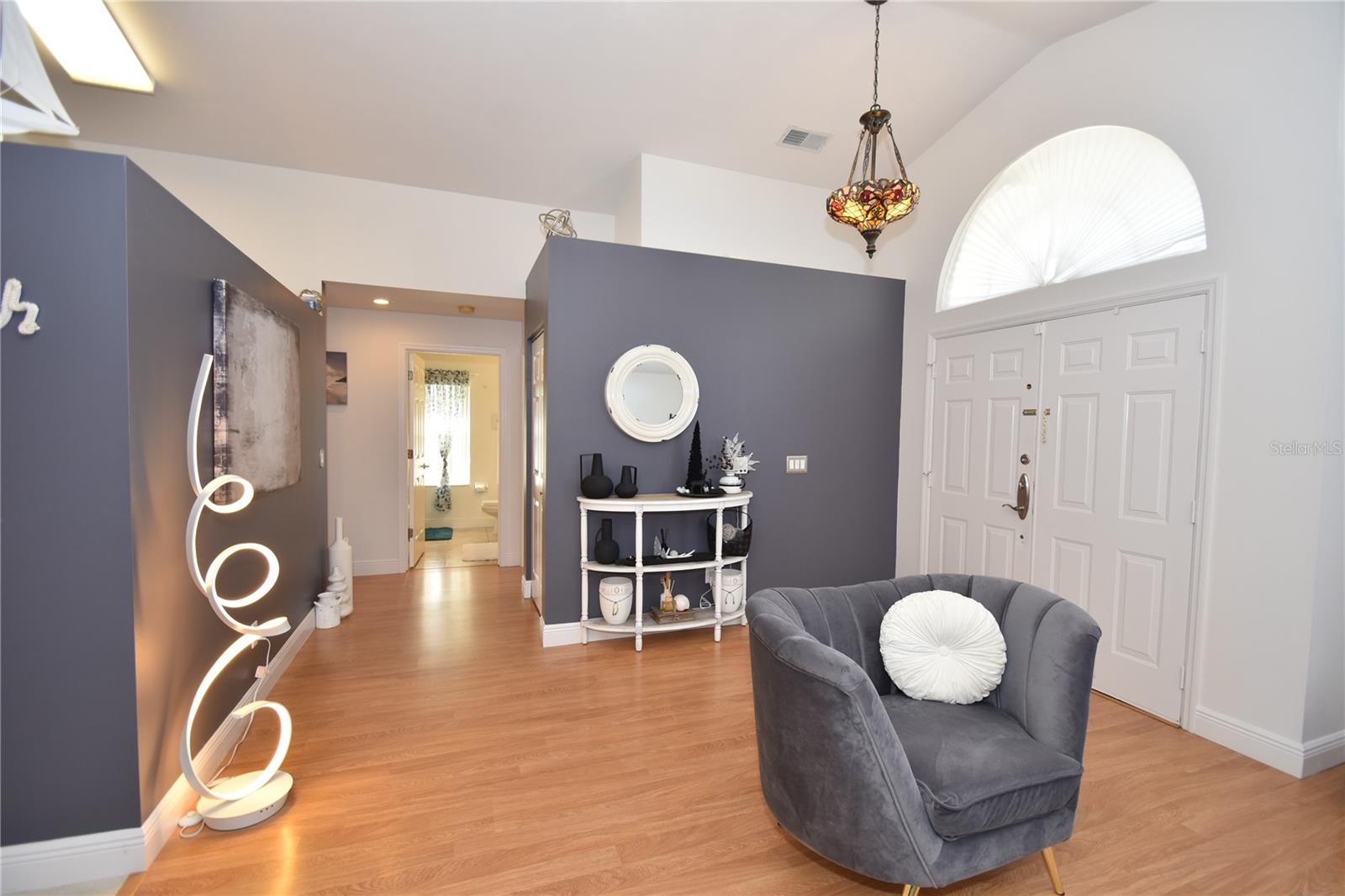 PINE LAKES - Residential