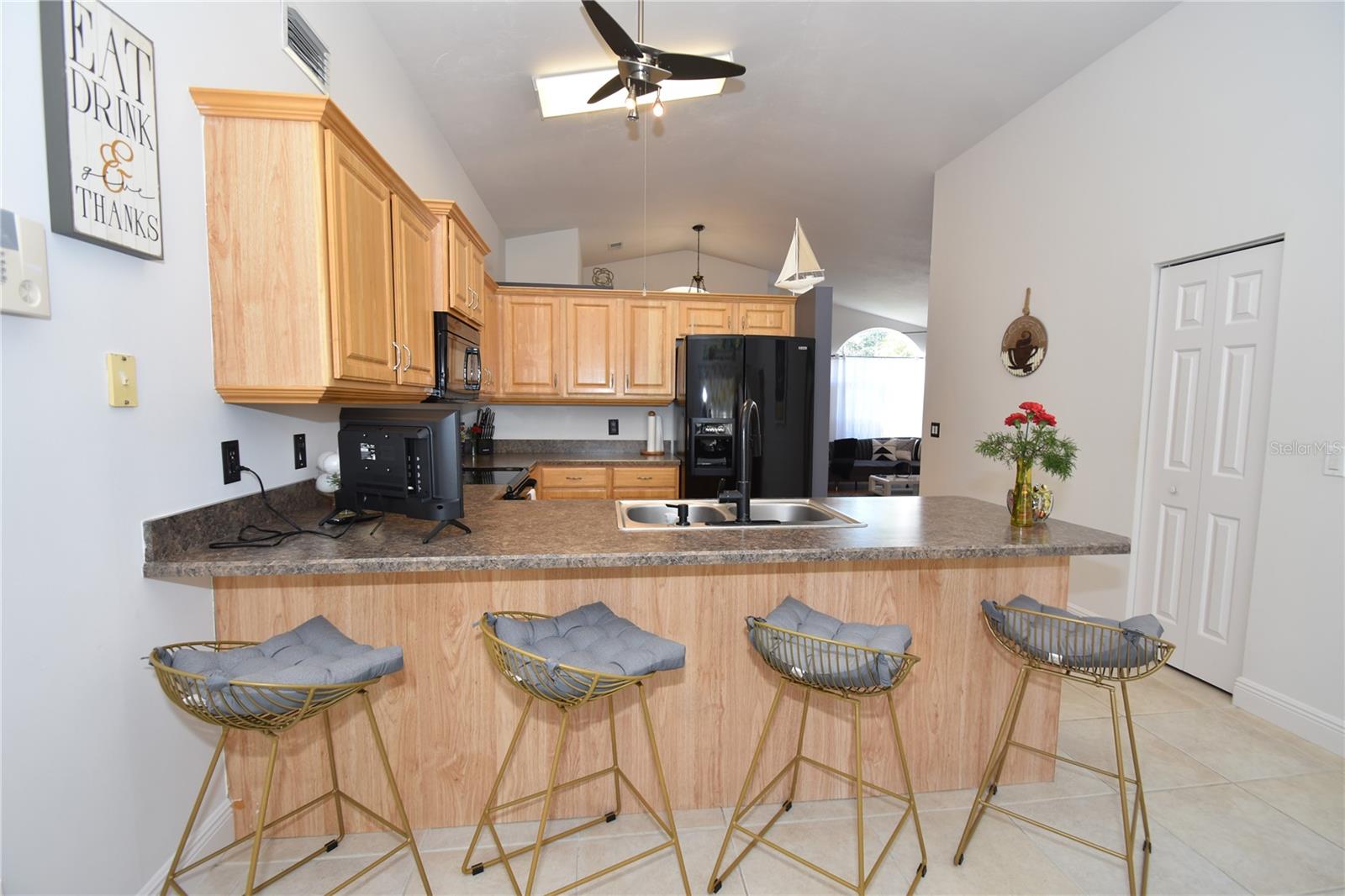 PINE LAKES - Residential