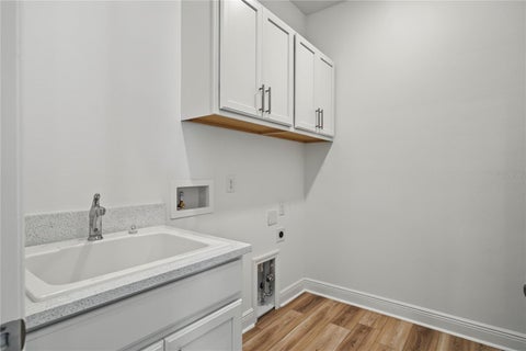 Tiny photo for 3951 Kennebunk Loop, Mount Dora, FL 32757 (MLS # O6439079)