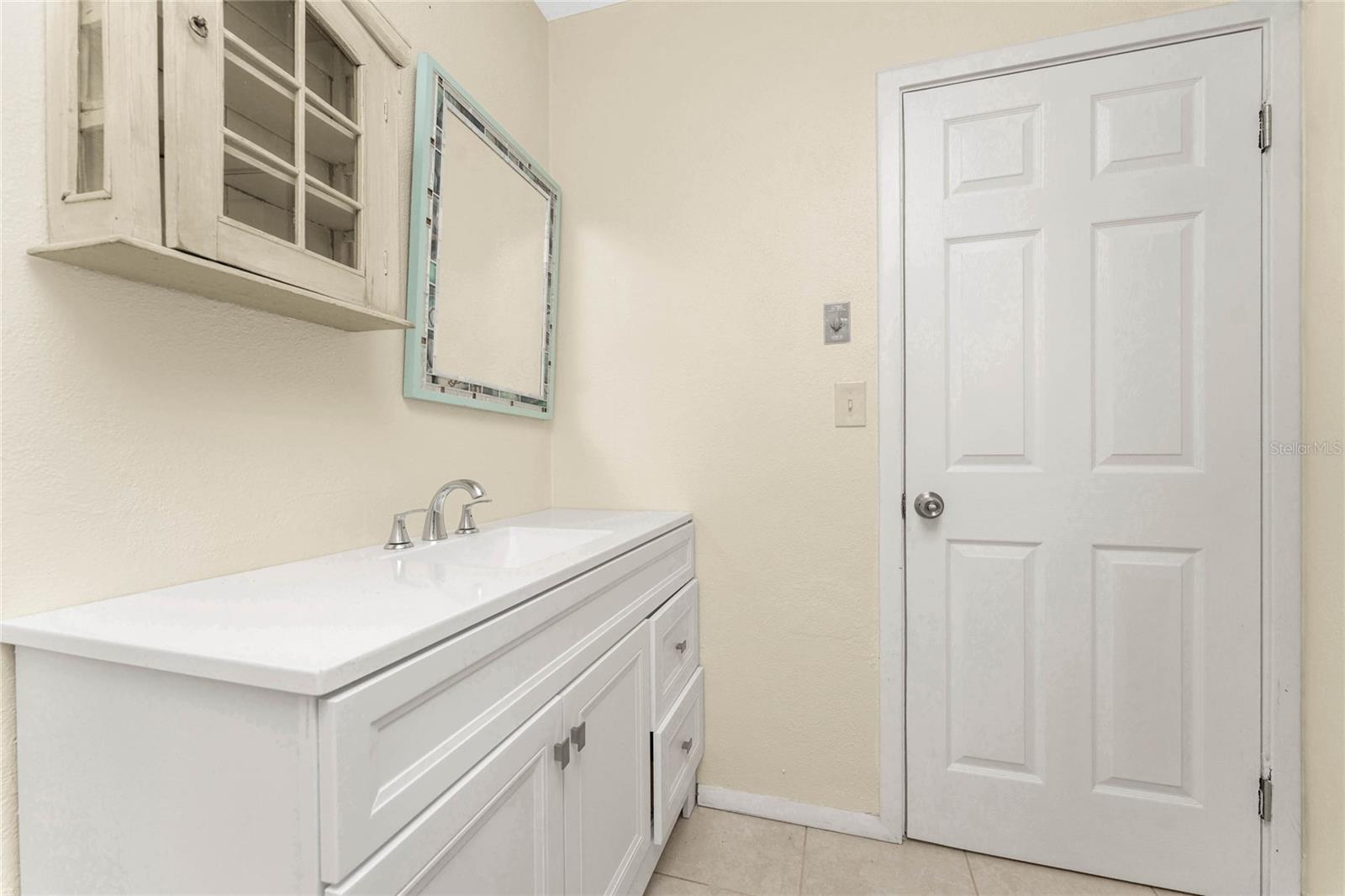 POINT OF PINES - Residential