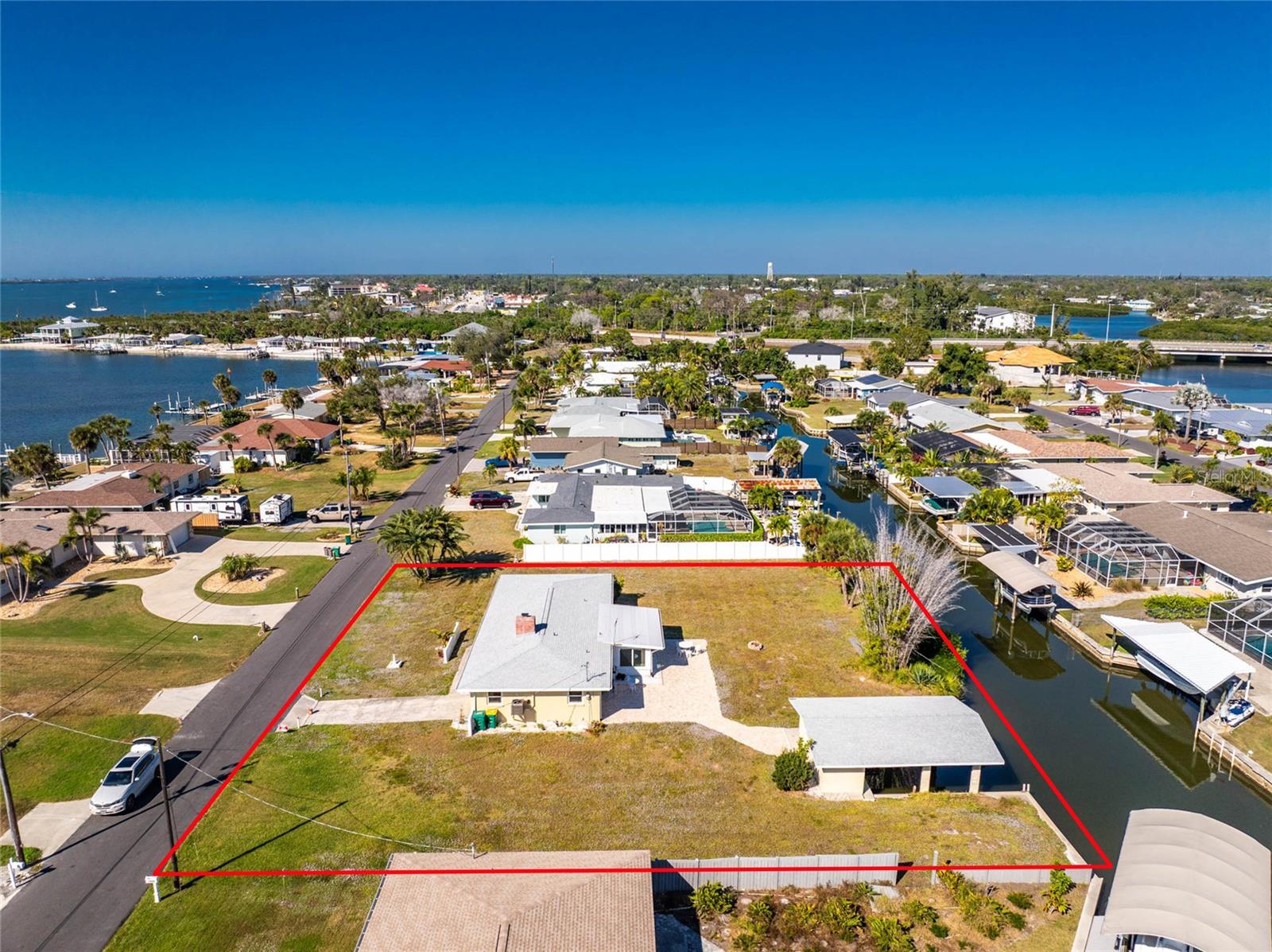 POINT OF PINES - Residential