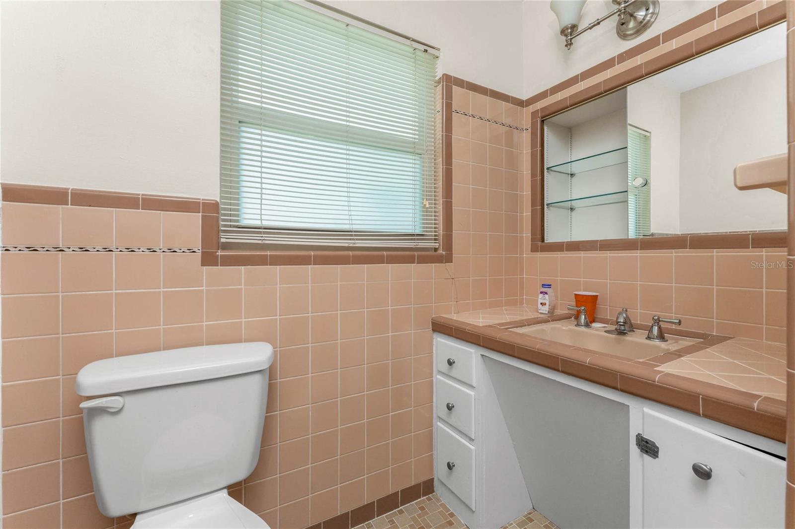 POINT OF PINES - Residential