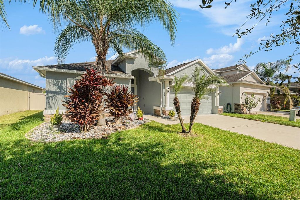 Photo of 15414 Fire Rock Place, Ruskin, FL 33573 (MLS # TB8427495)