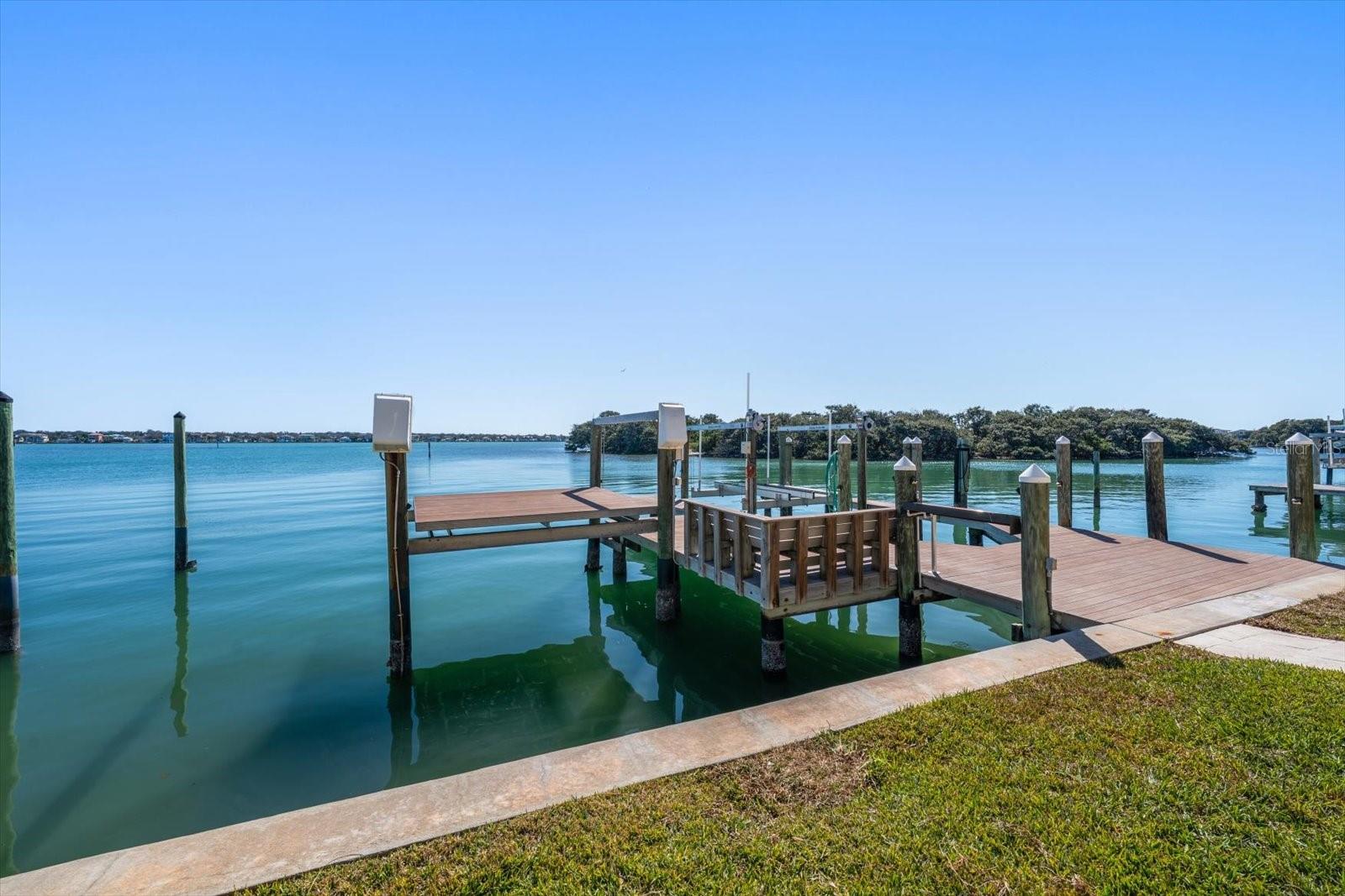 BELLEAIR BEACH - Residential