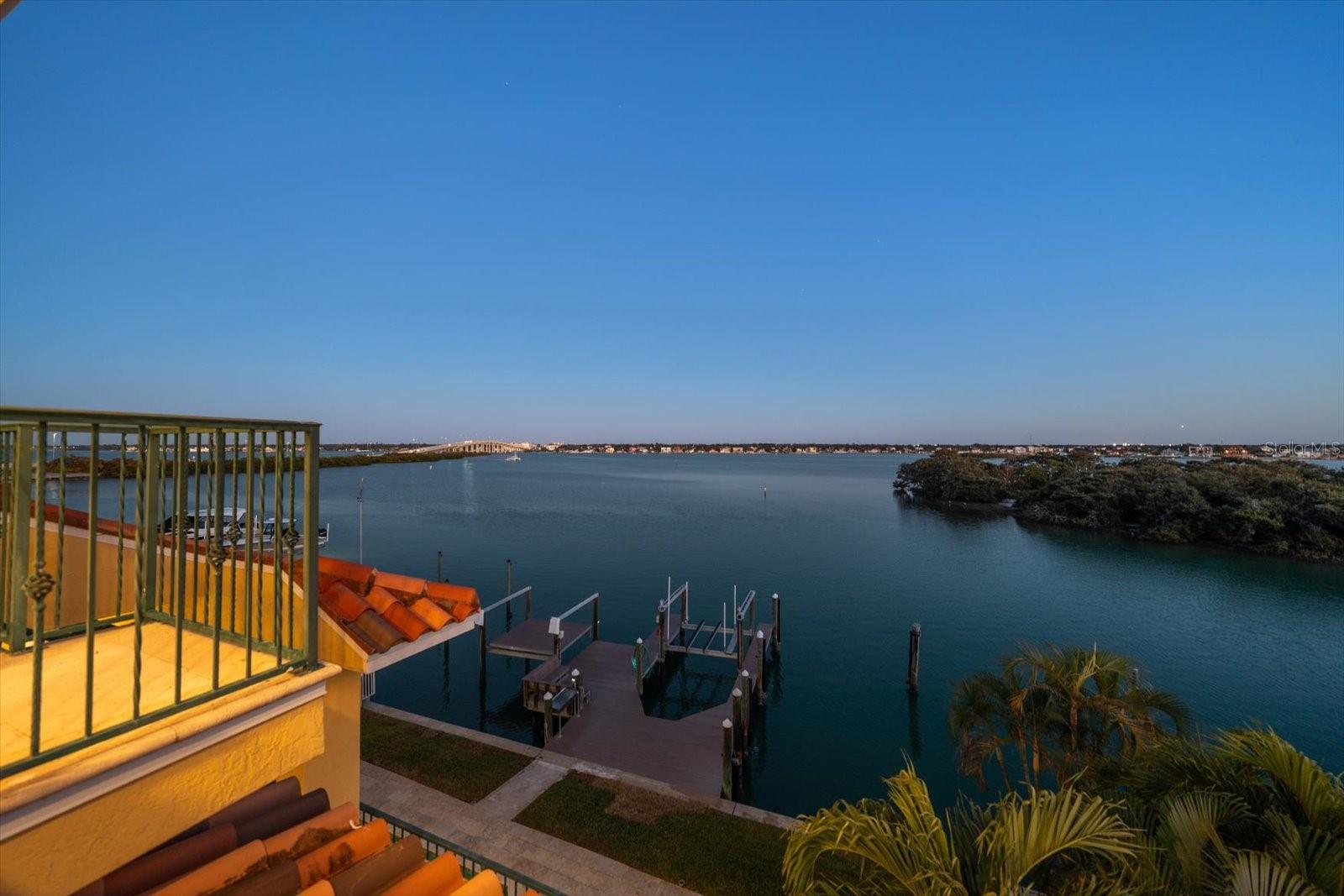 BELLEAIR BEACH - Residential