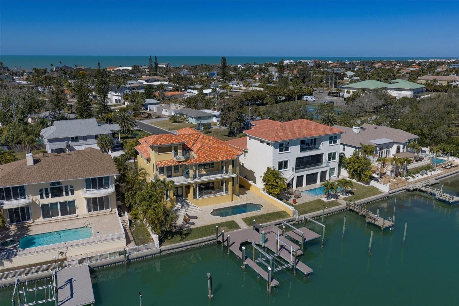 BELLEAIR BEACH - Residential