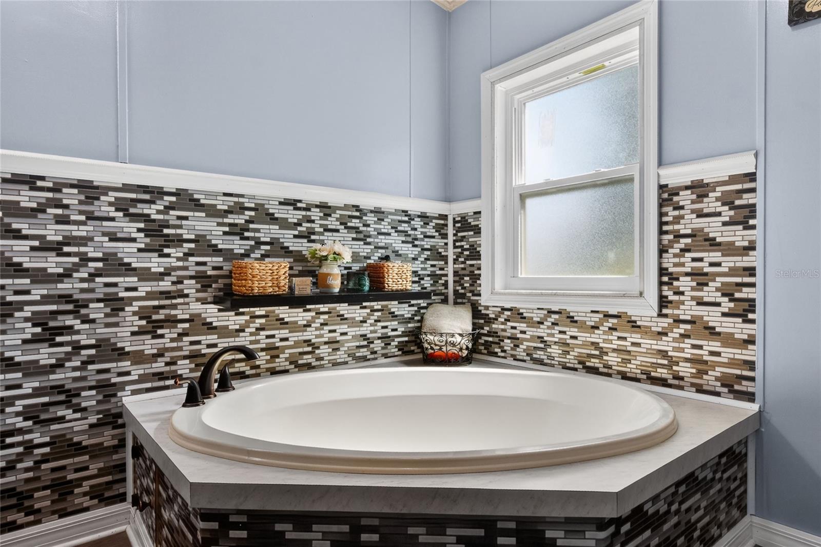 COUNTRY KNOLL PH 02 - Residential