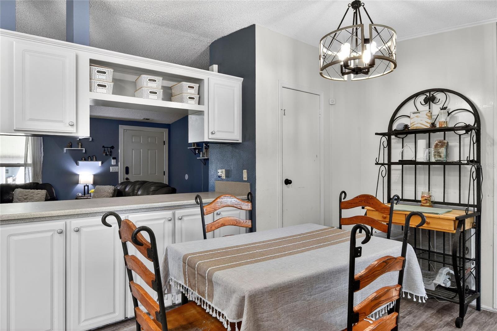 COUNTRY KNOLL PH 02 - Residential