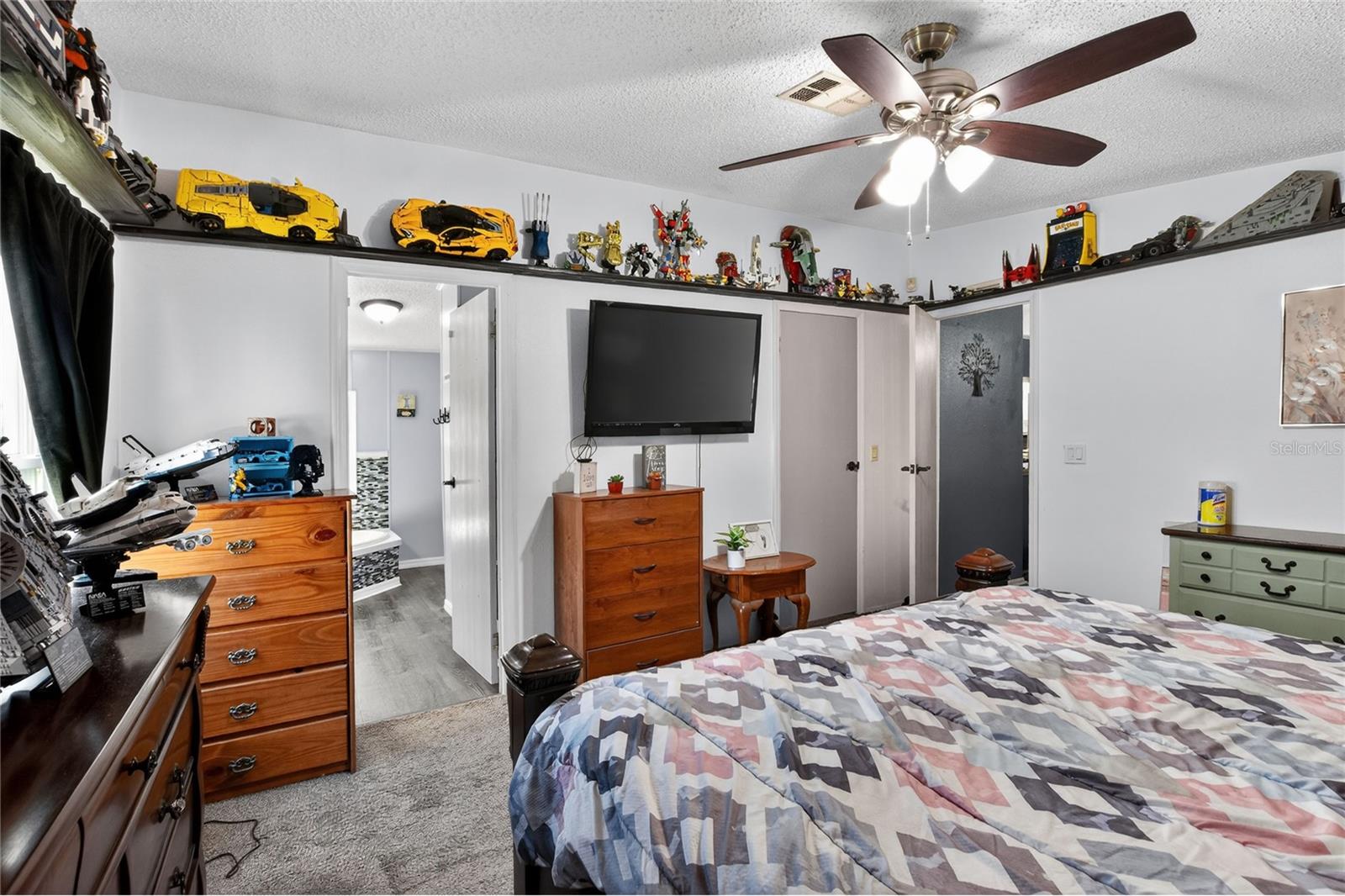 COUNTRY KNOLL PH 02 - Residential