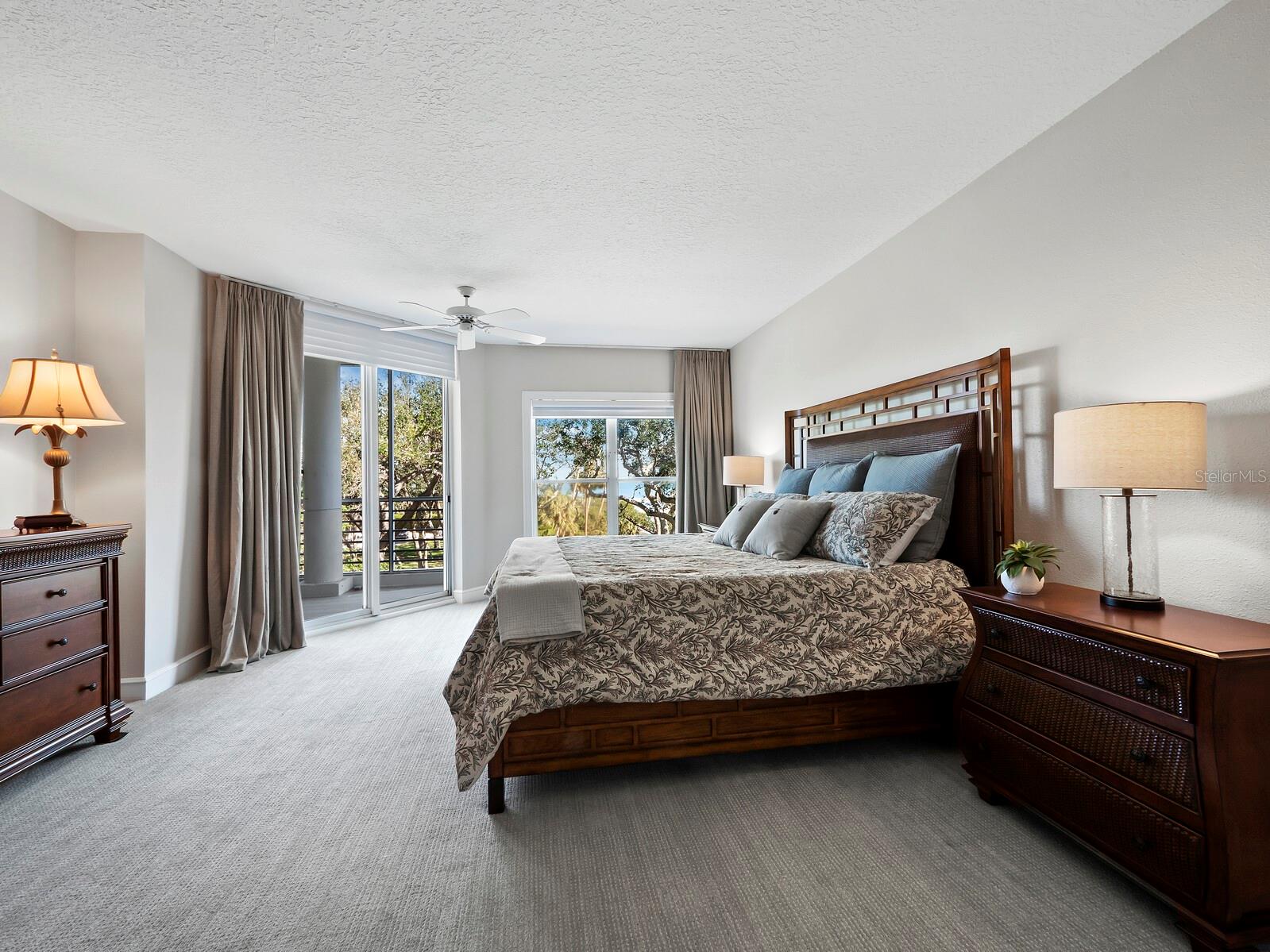 MARINA BAY - Residential