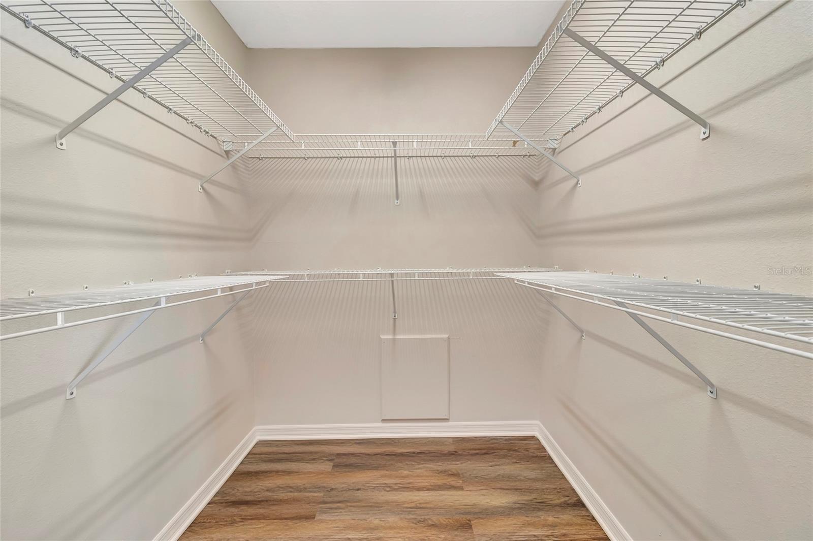 TWIN LAKES ESTATES PHASE III - Residential