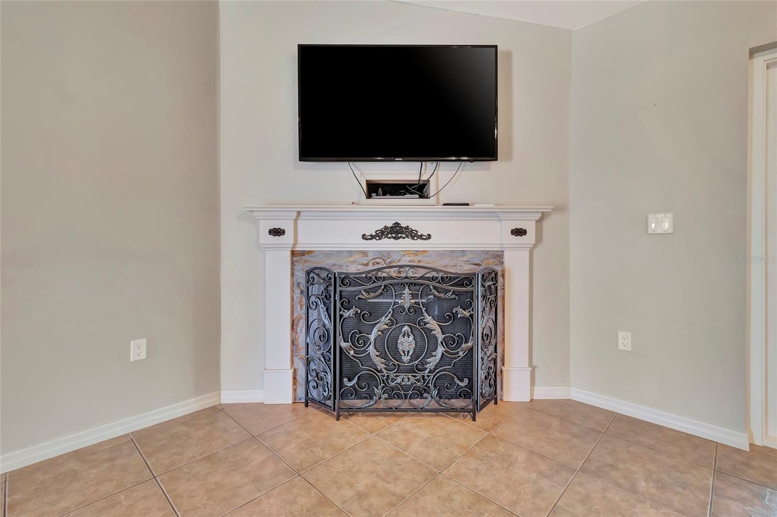 TWIN LAKES ESTATES PHASE III - Residential