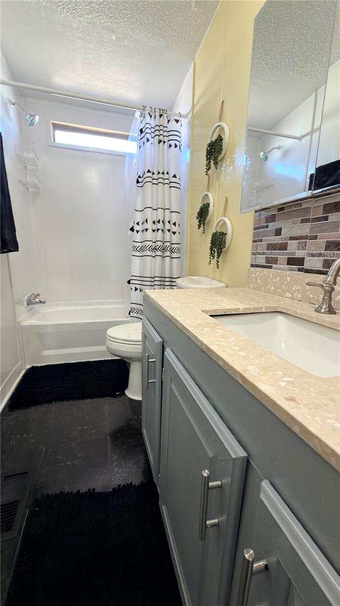 ORANGE LAKE MOBILE HOME PARK - Residential