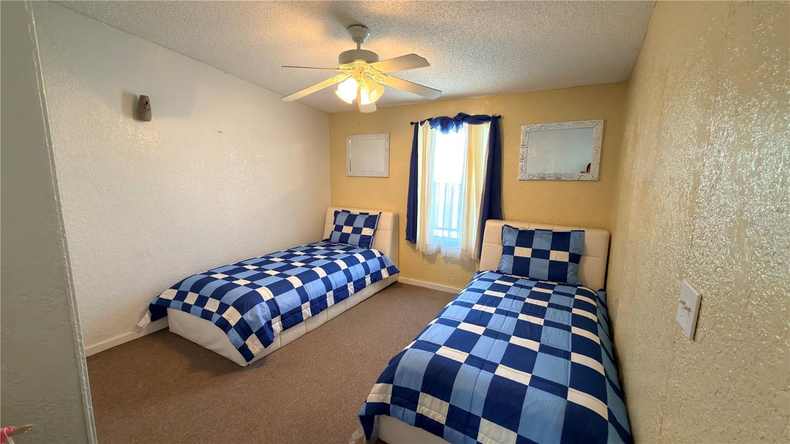 ORANGE LAKE MOBILE HOME PARK - Residential