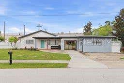 Photo of 2607 W Crest Avenue, Tampa, FL 33614 (MLS # TB8534433)