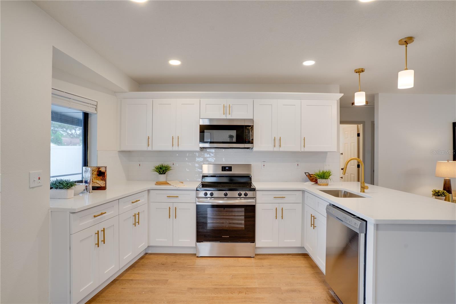 PINE HAVEN - Residential