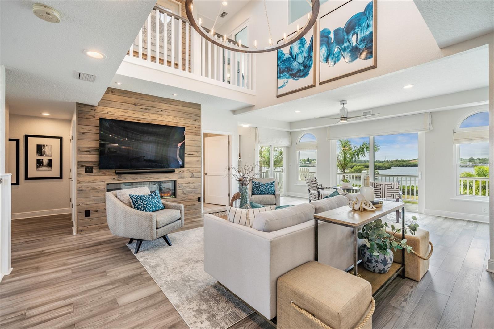 SEASIDE SANCTUARY - Residential