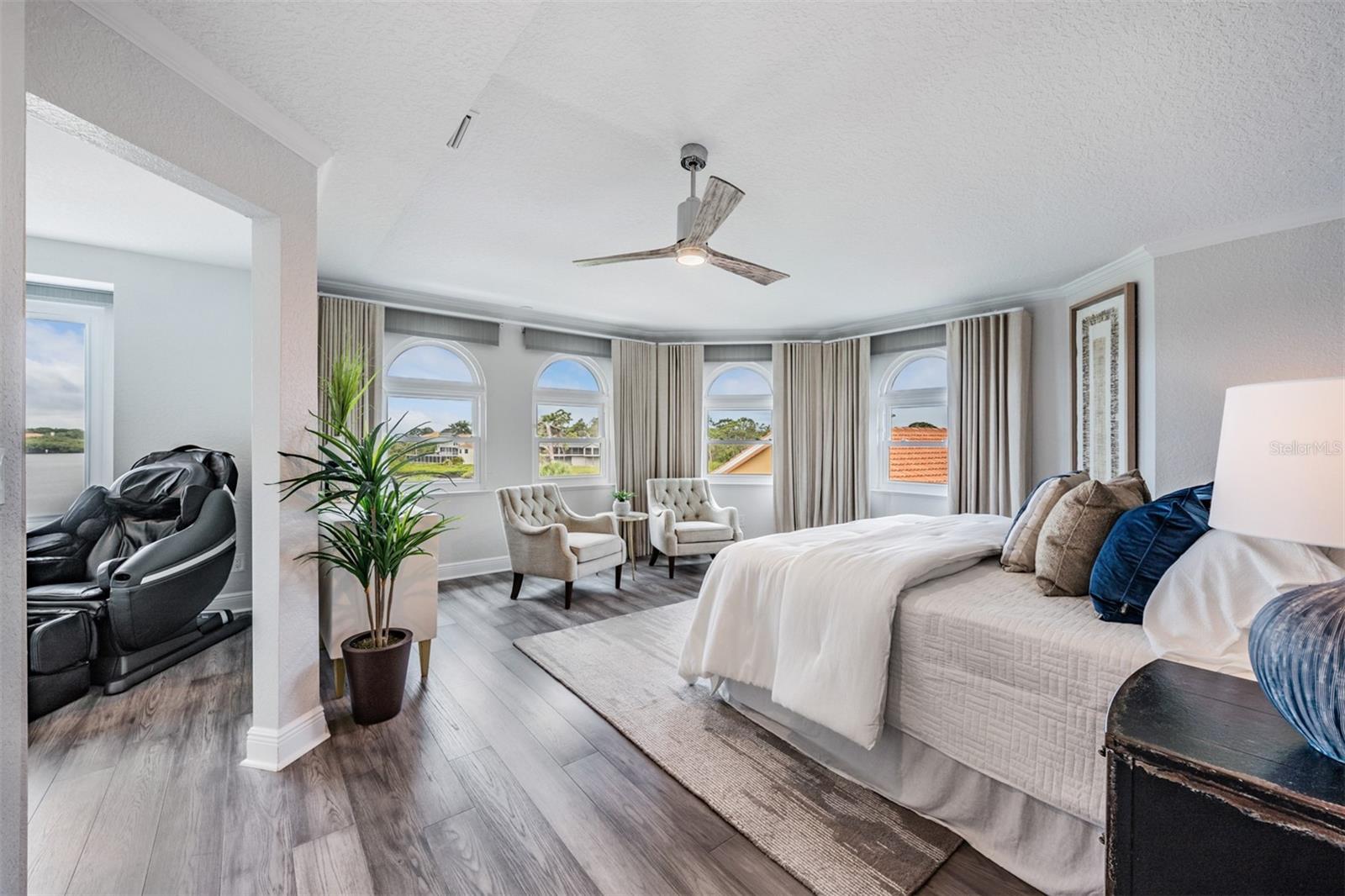 SEASIDE SANCTUARY - Residential