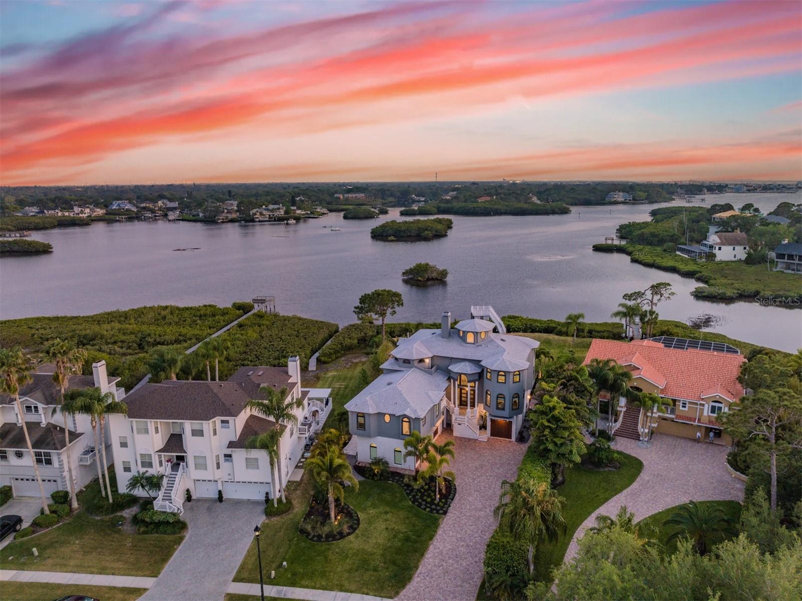 SEASIDE SANCTUARY - Residential
