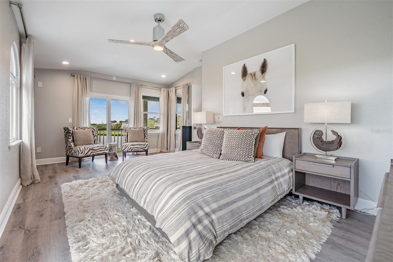 SEASIDE SANCTUARY - Residential