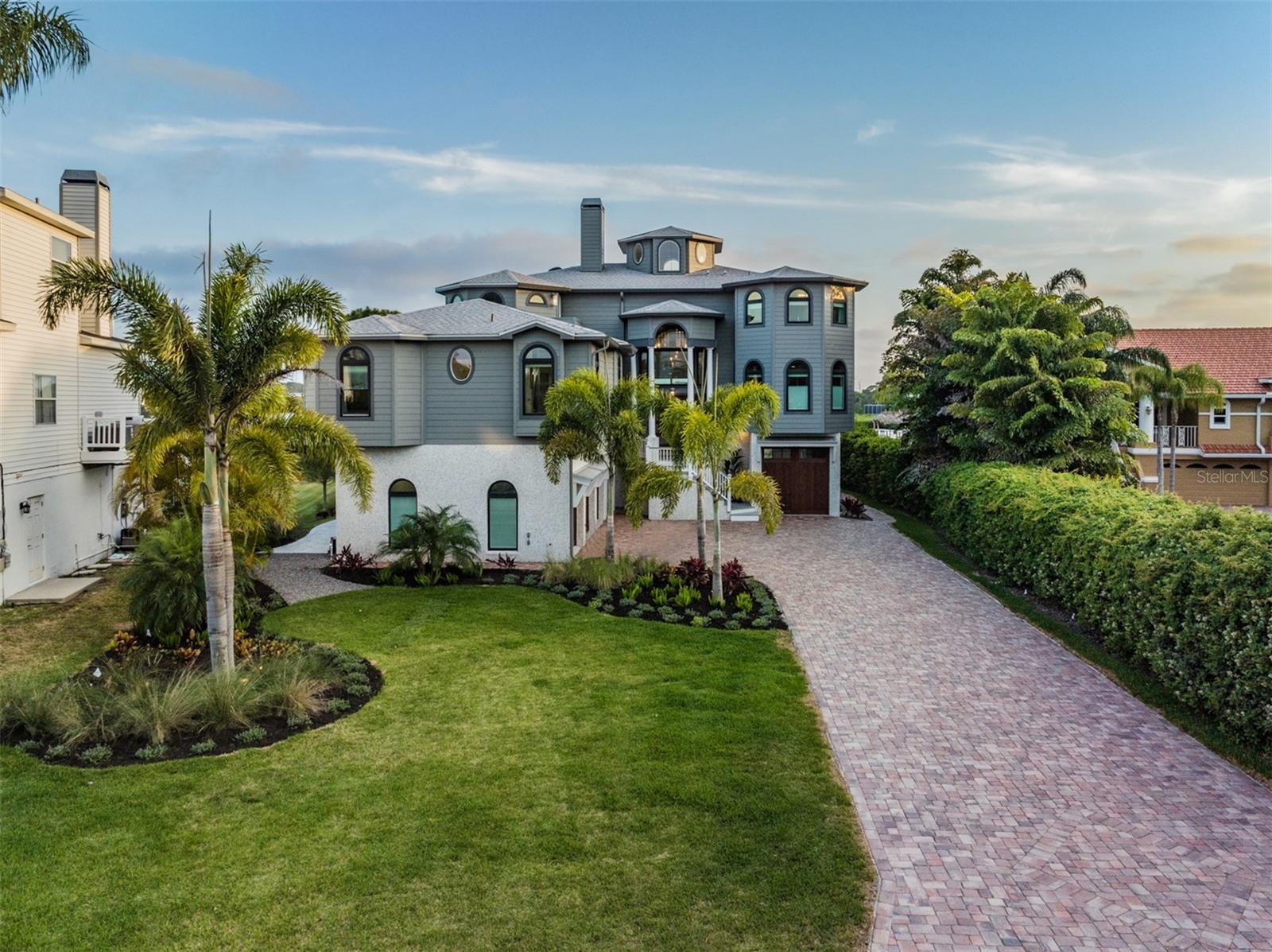 SEASIDE SANCTUARY - Residential