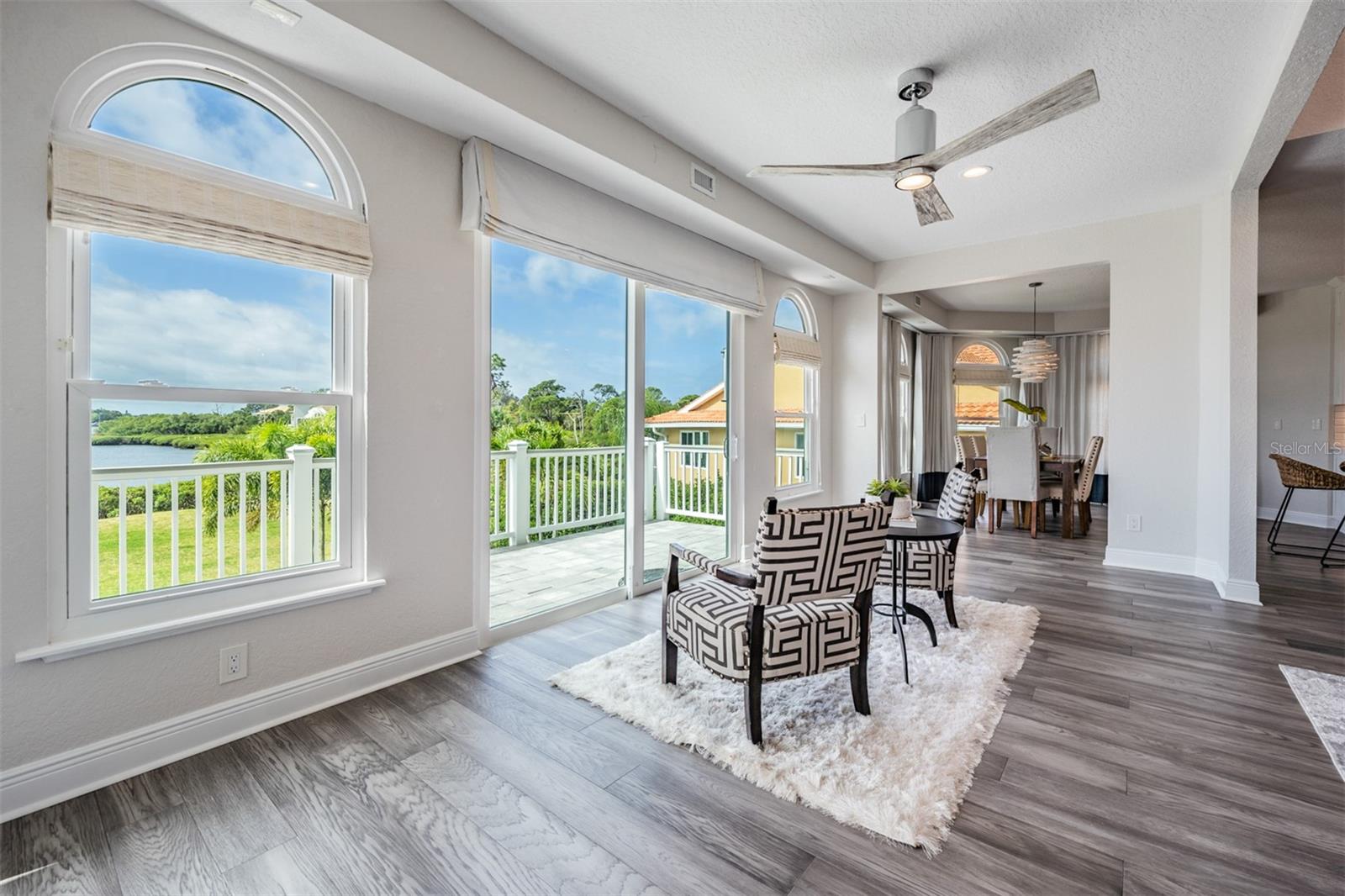 SEASIDE SANCTUARY - Residential