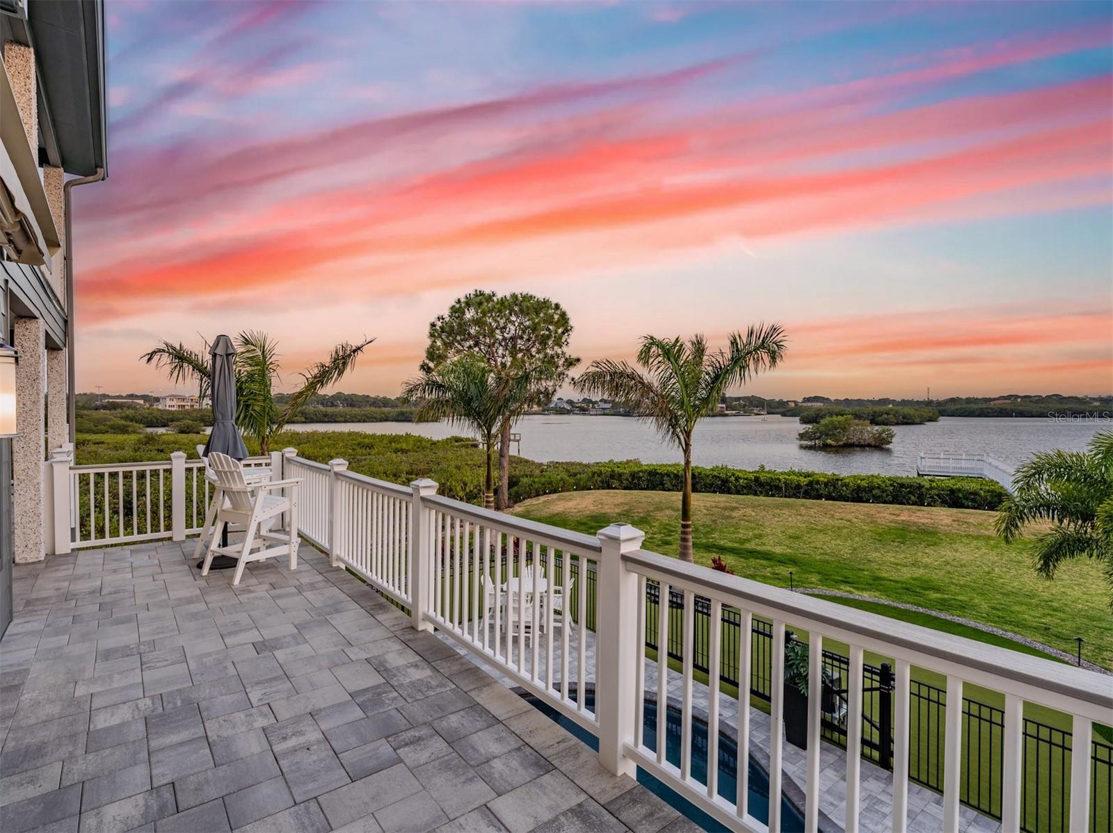 SEASIDE SANCTUARY - Residential