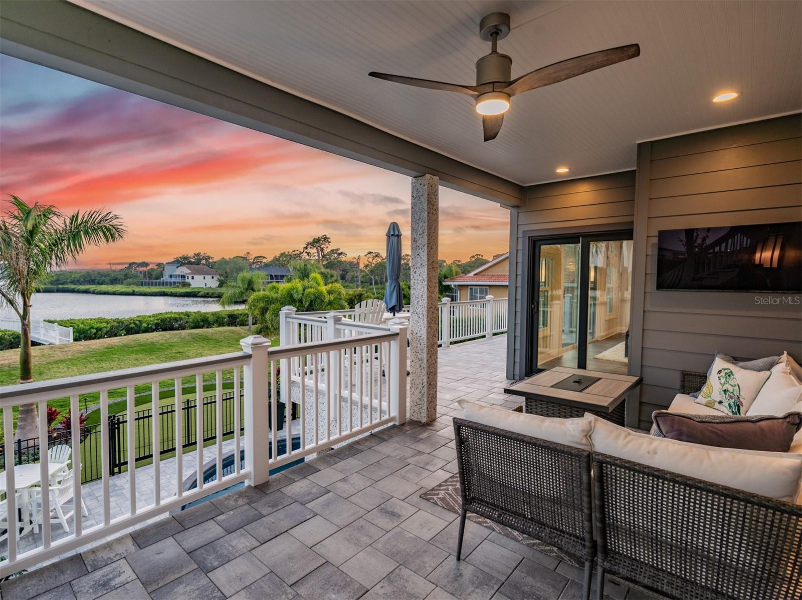 SEASIDE SANCTUARY - Residential