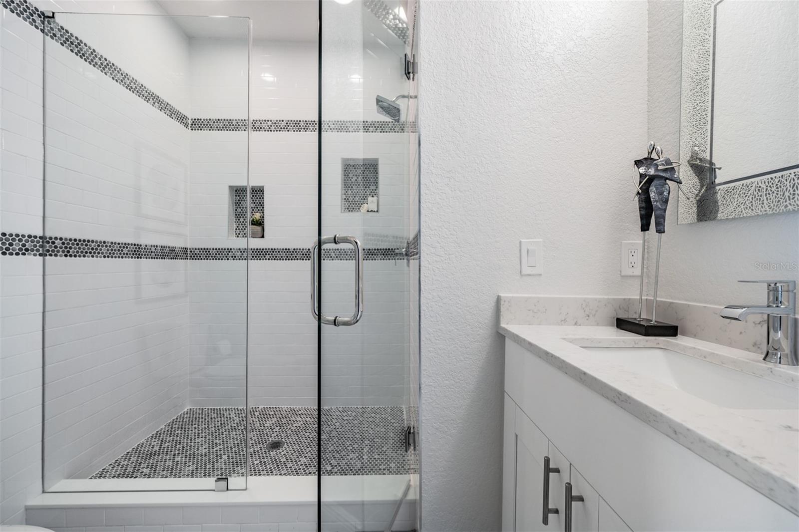 SEASIDE SANCTUARY - Residential