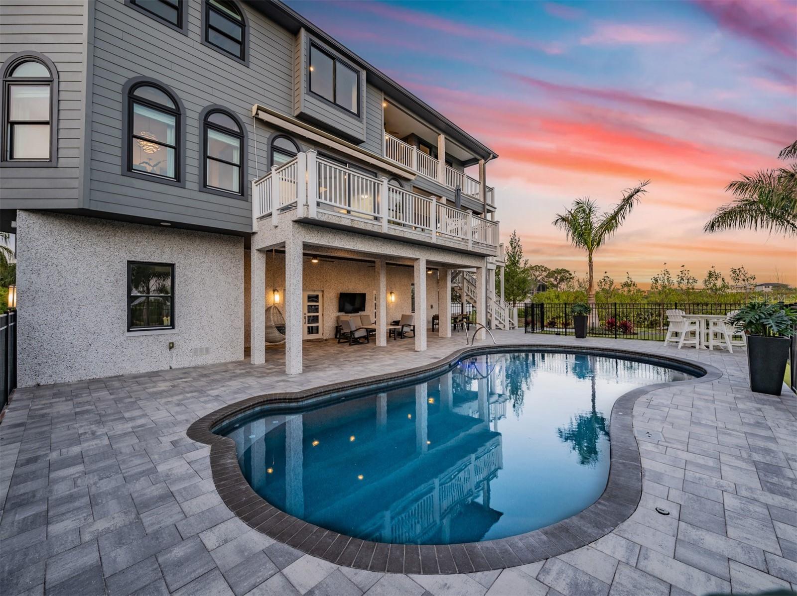 SEASIDE SANCTUARY - Residential