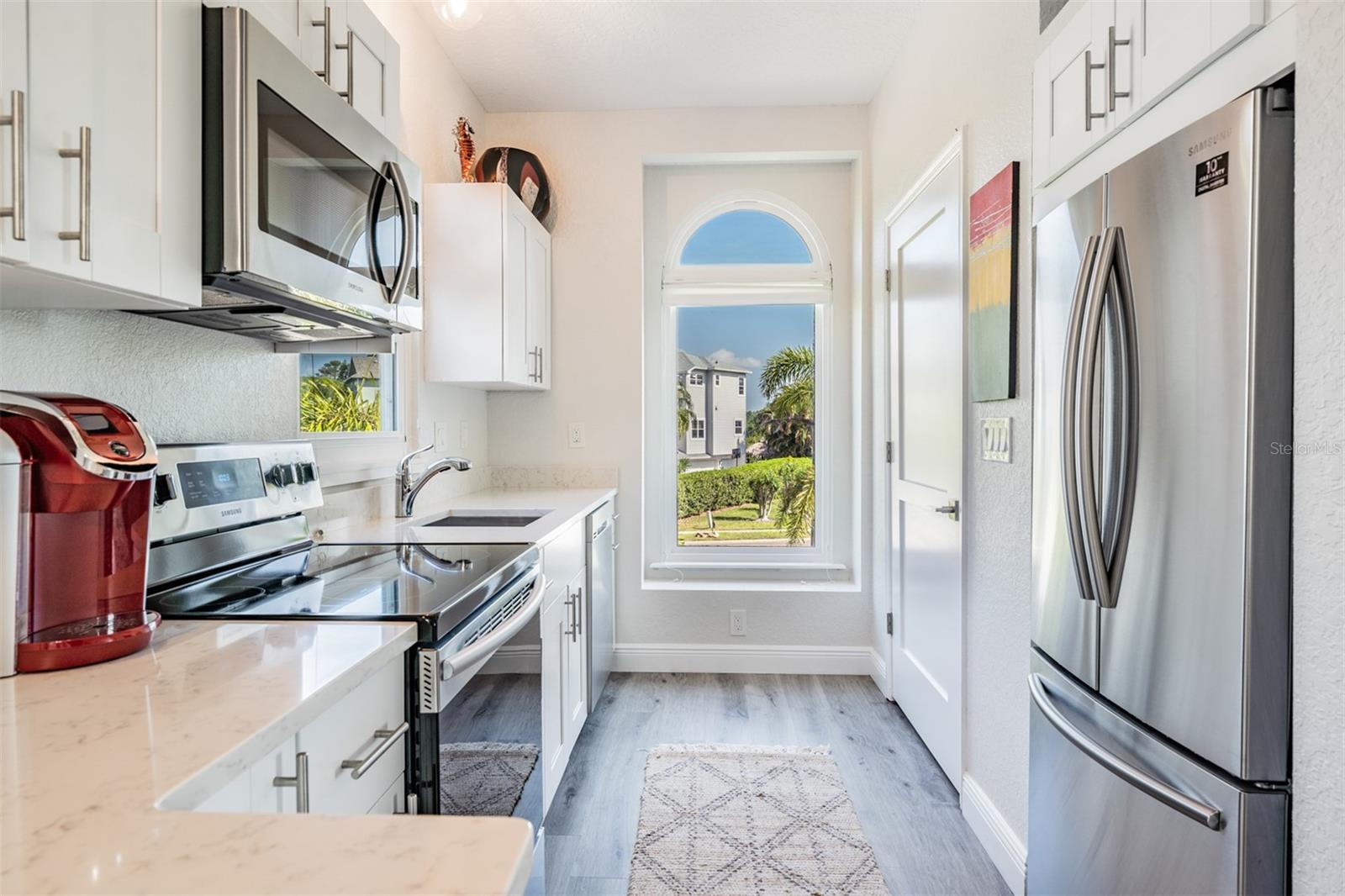 SEASIDE SANCTUARY - Residential